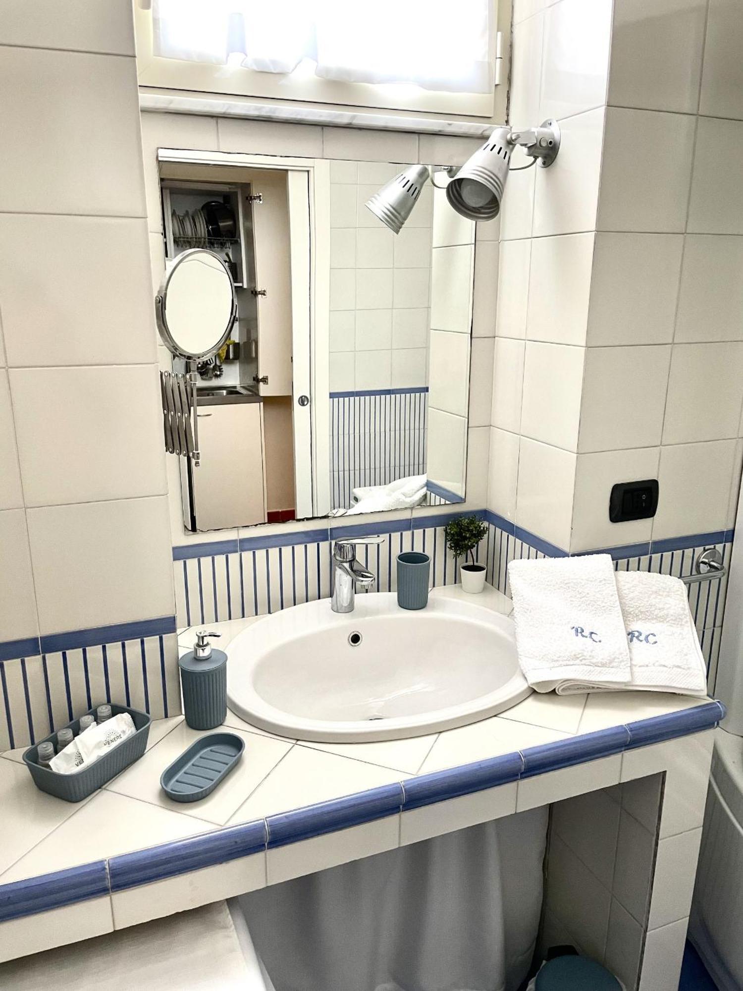 Bed & Breakfast Residenza Chiaia *