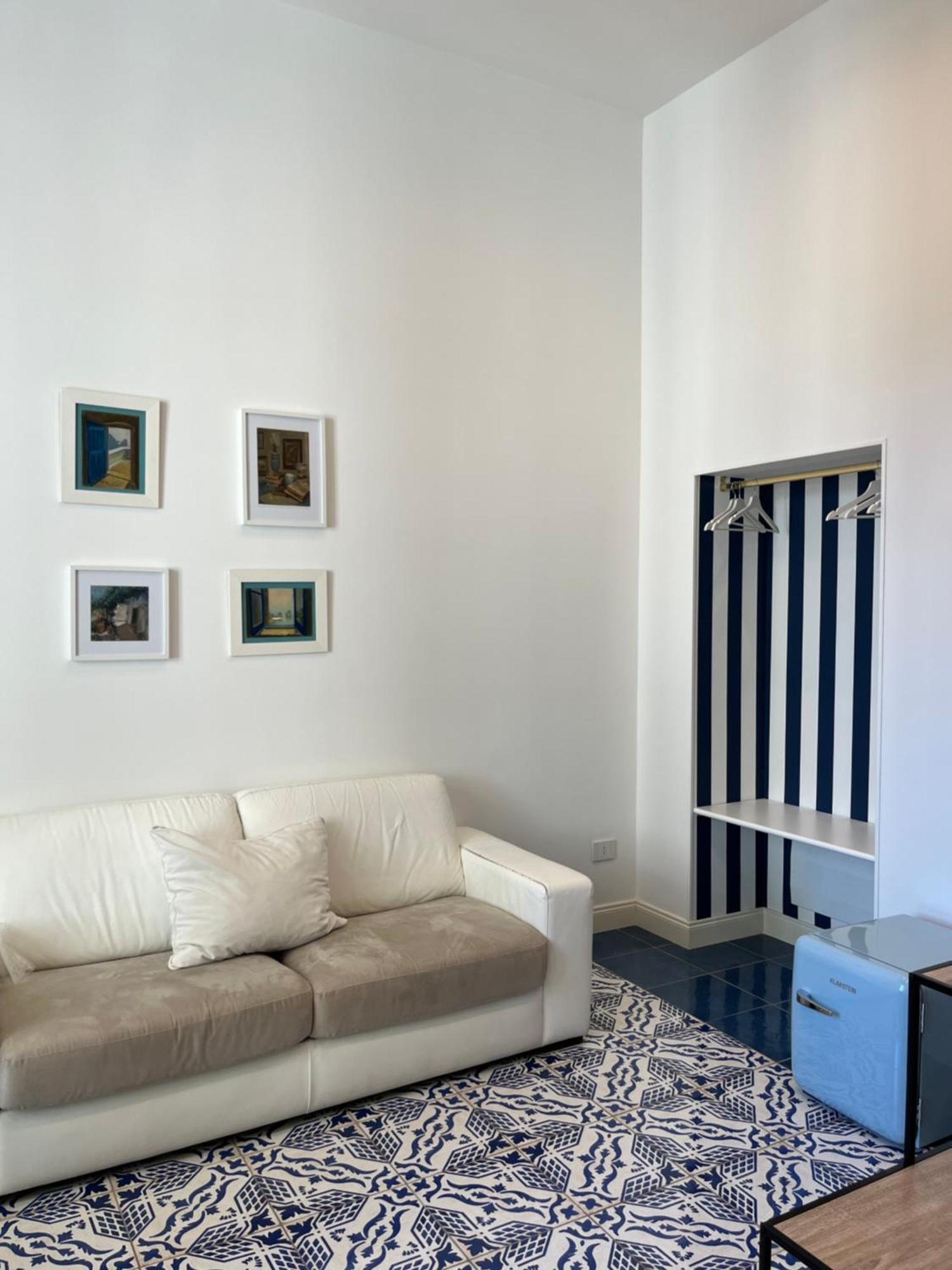 Guest house Gramsci 16 Naples
