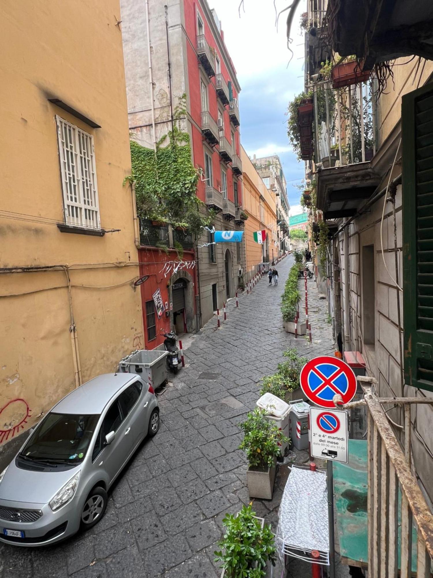 Plebiscito Charme Guest house Naples