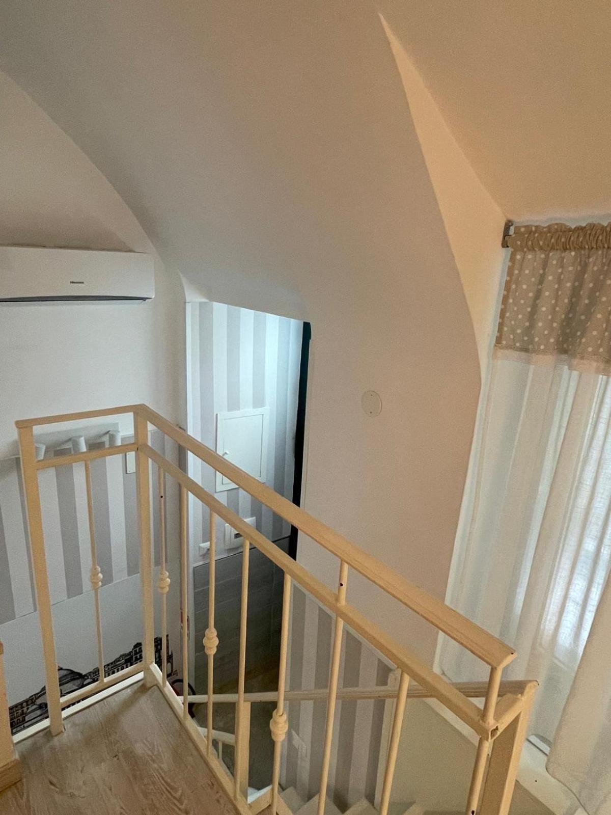 Casetta Piazza Plebiscito Guest house Naples