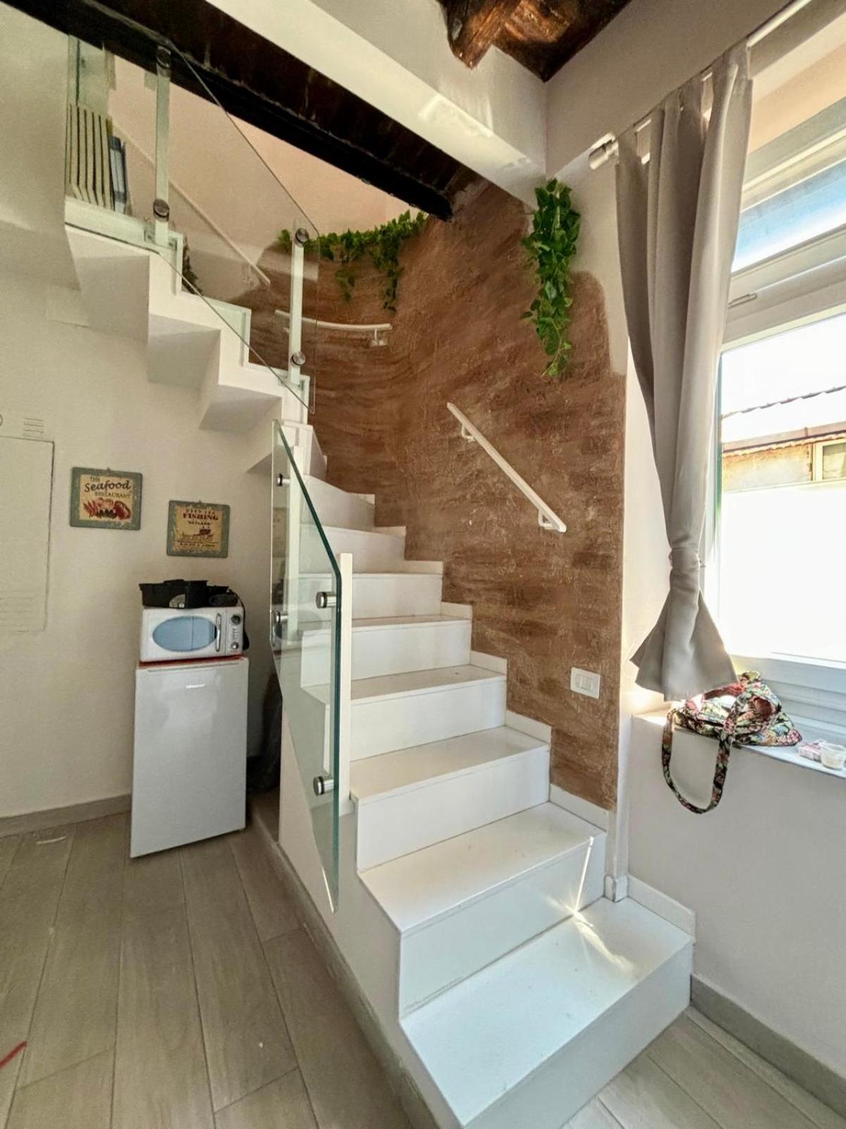 Casa Donna Francy Center * Naples