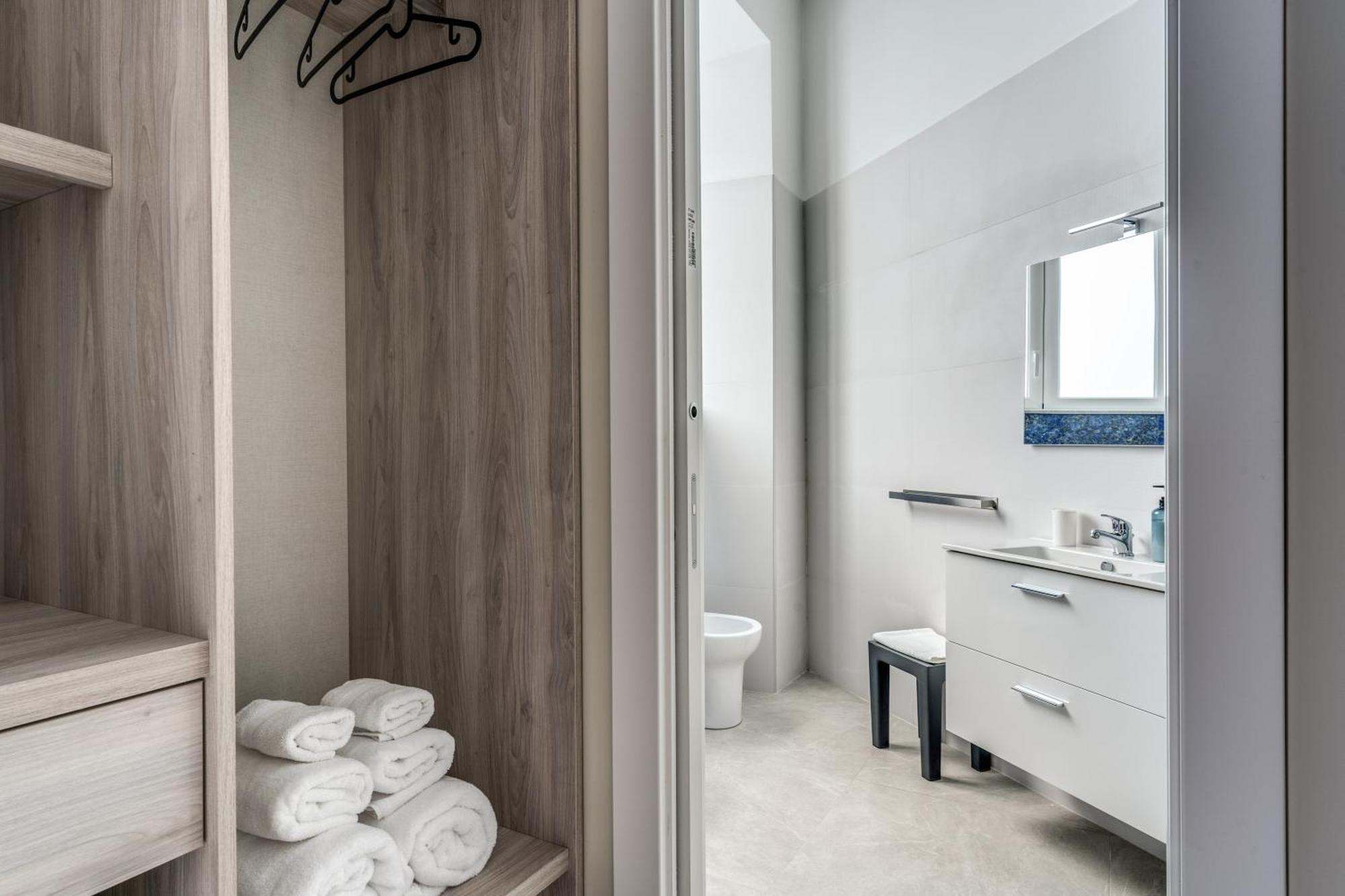 Av Guest house