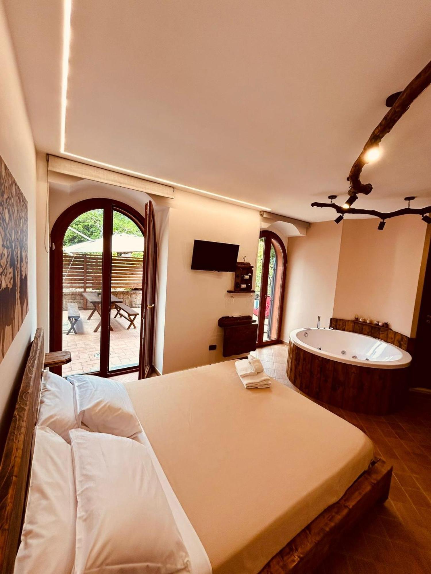 Capodimonte Guest house 2*