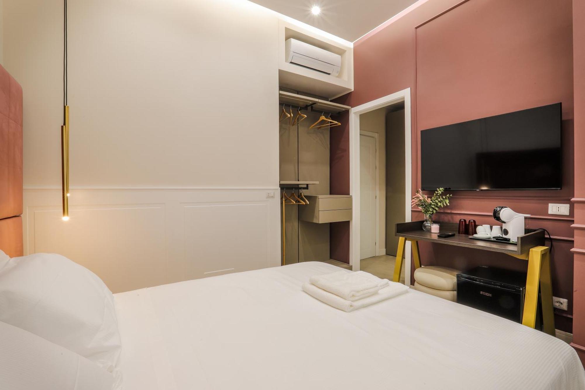 Conte Relais Naples