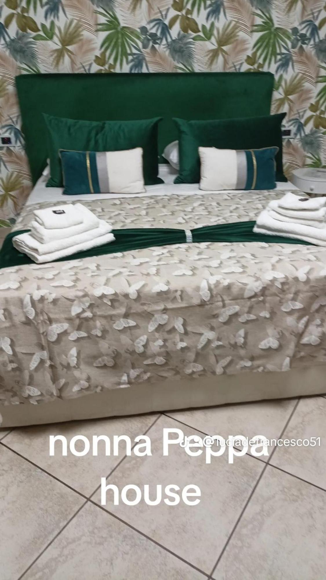Nonna Peppa House * Naples