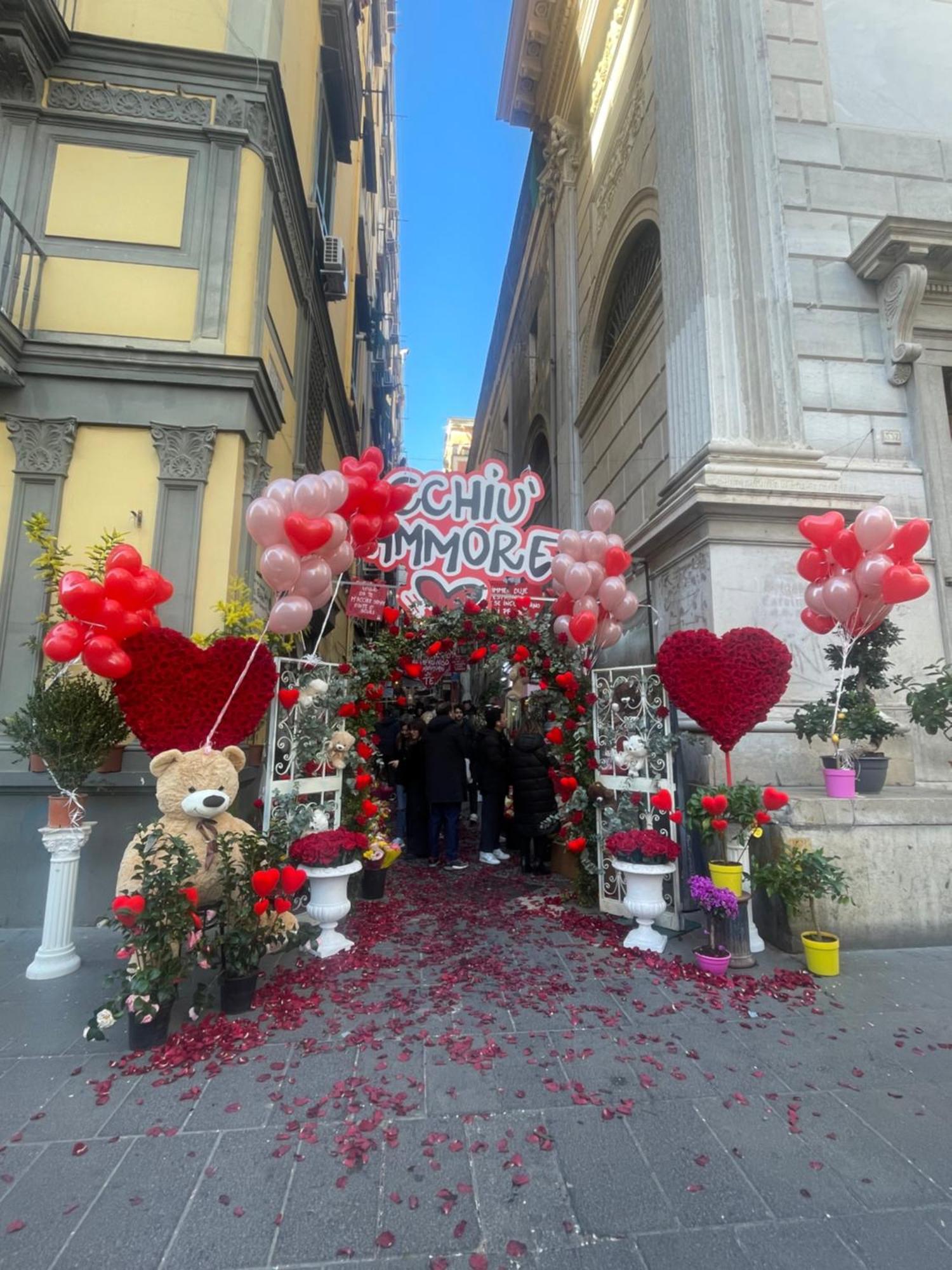 Casetta Piazza Plebiscito Naples