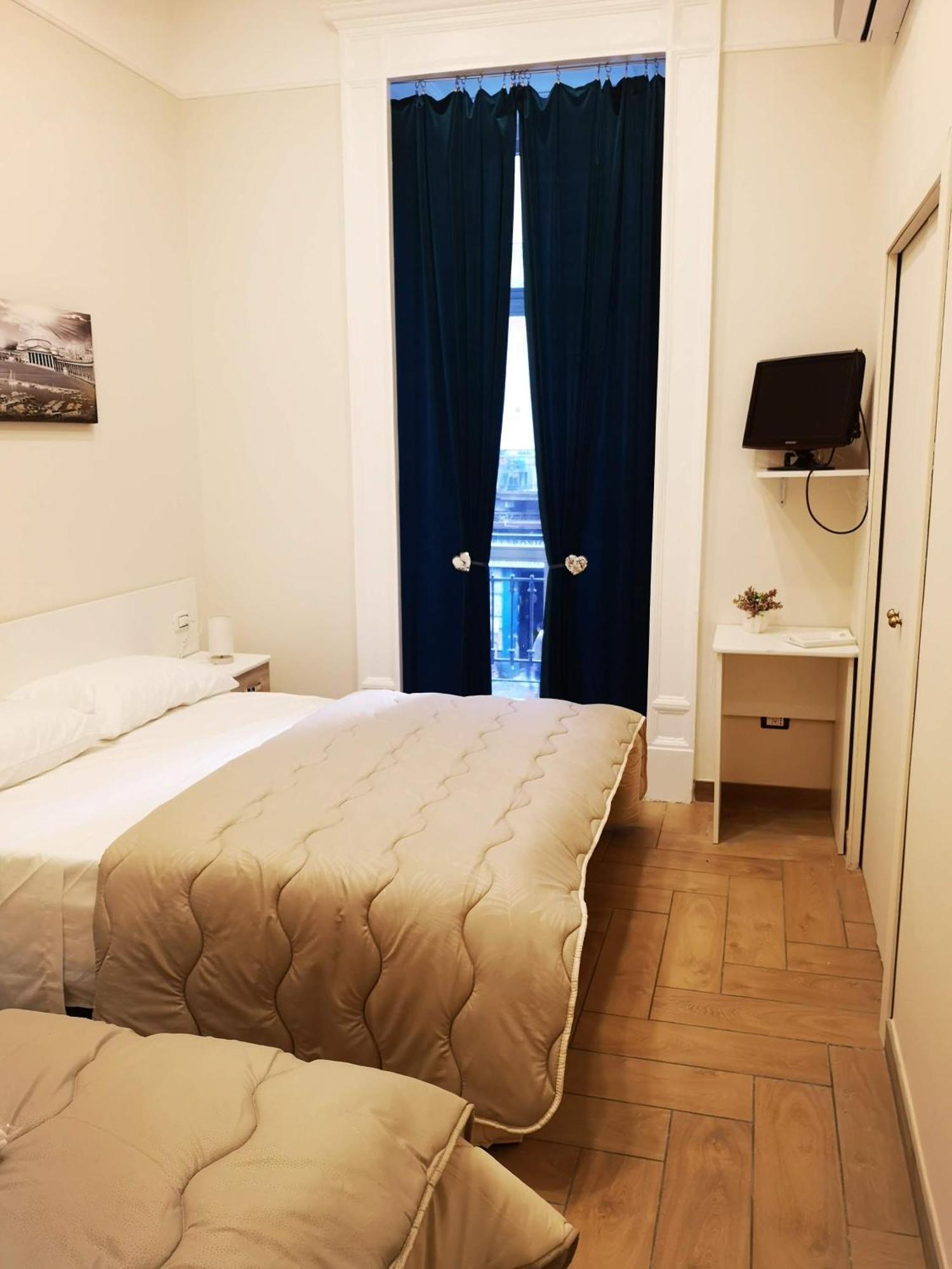 Guest house Dimora Ruggiero Naples