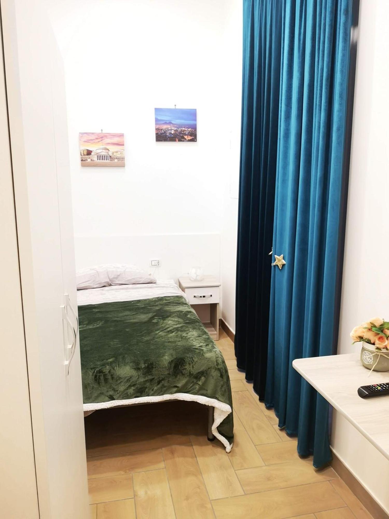 Dimora Ruggiero 2* Naples