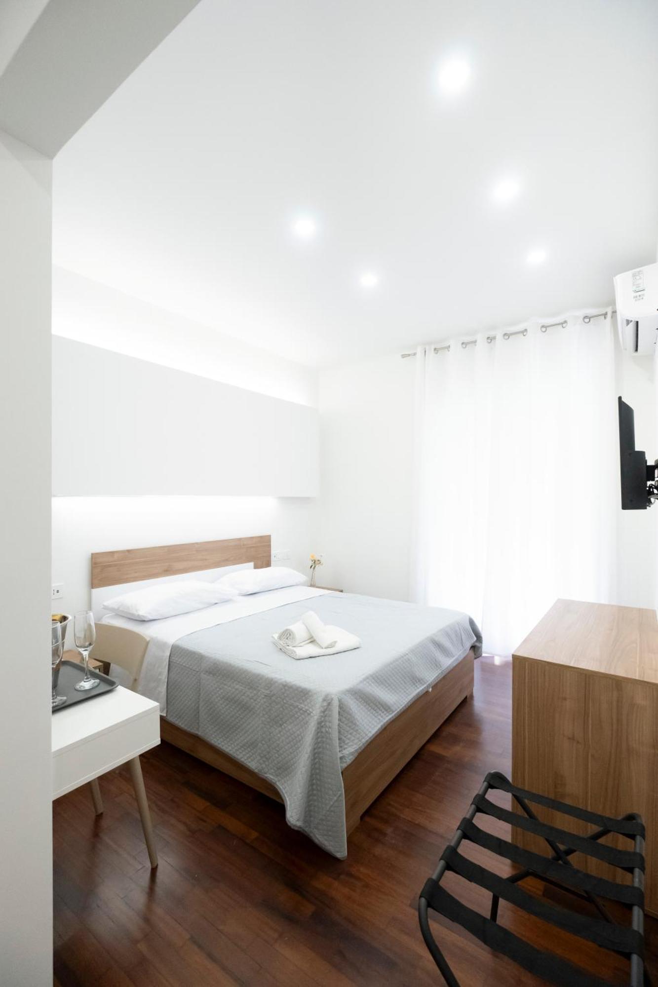 Bed & Breakfast Factory Naples