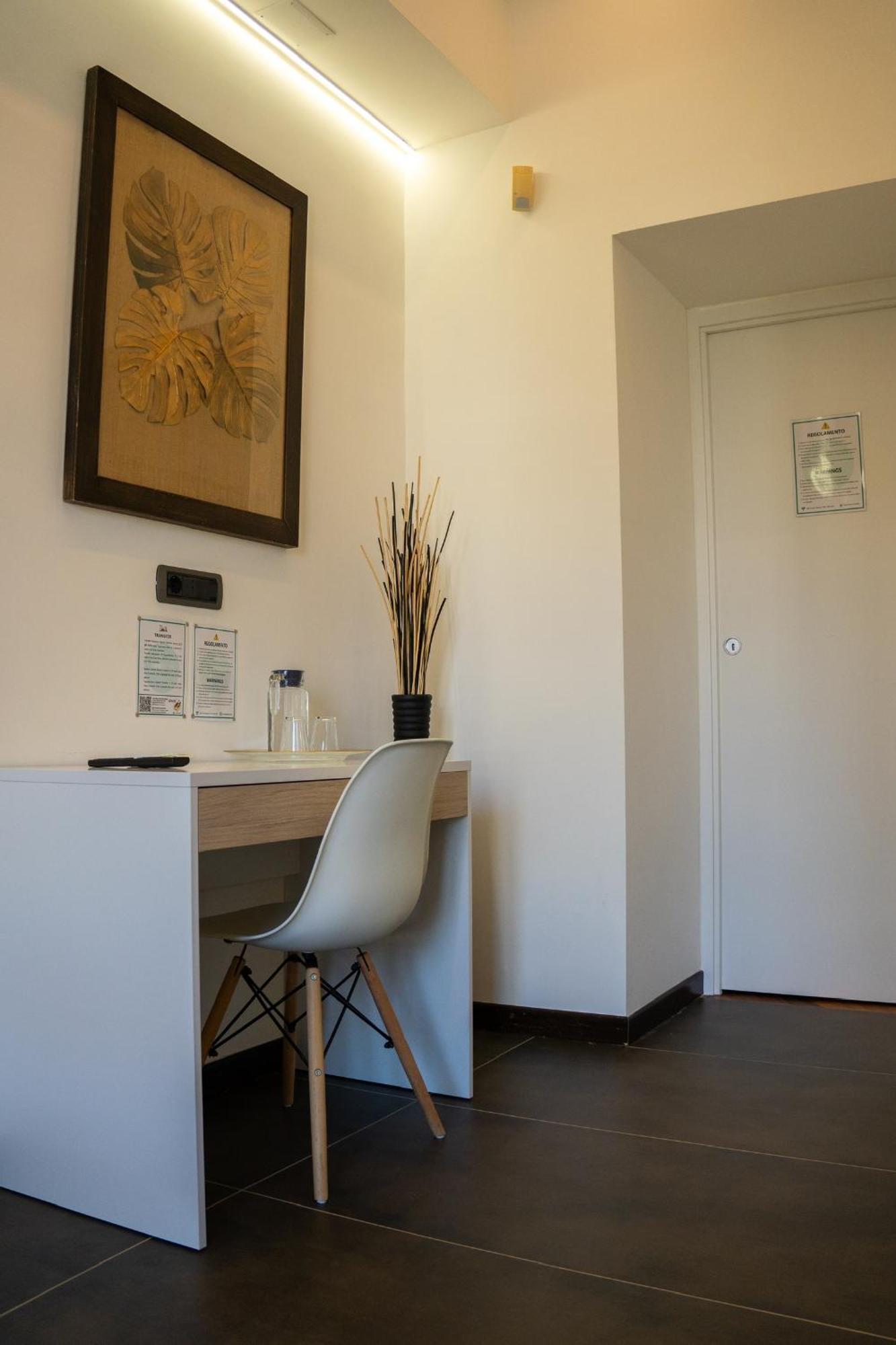 Roomito Naples