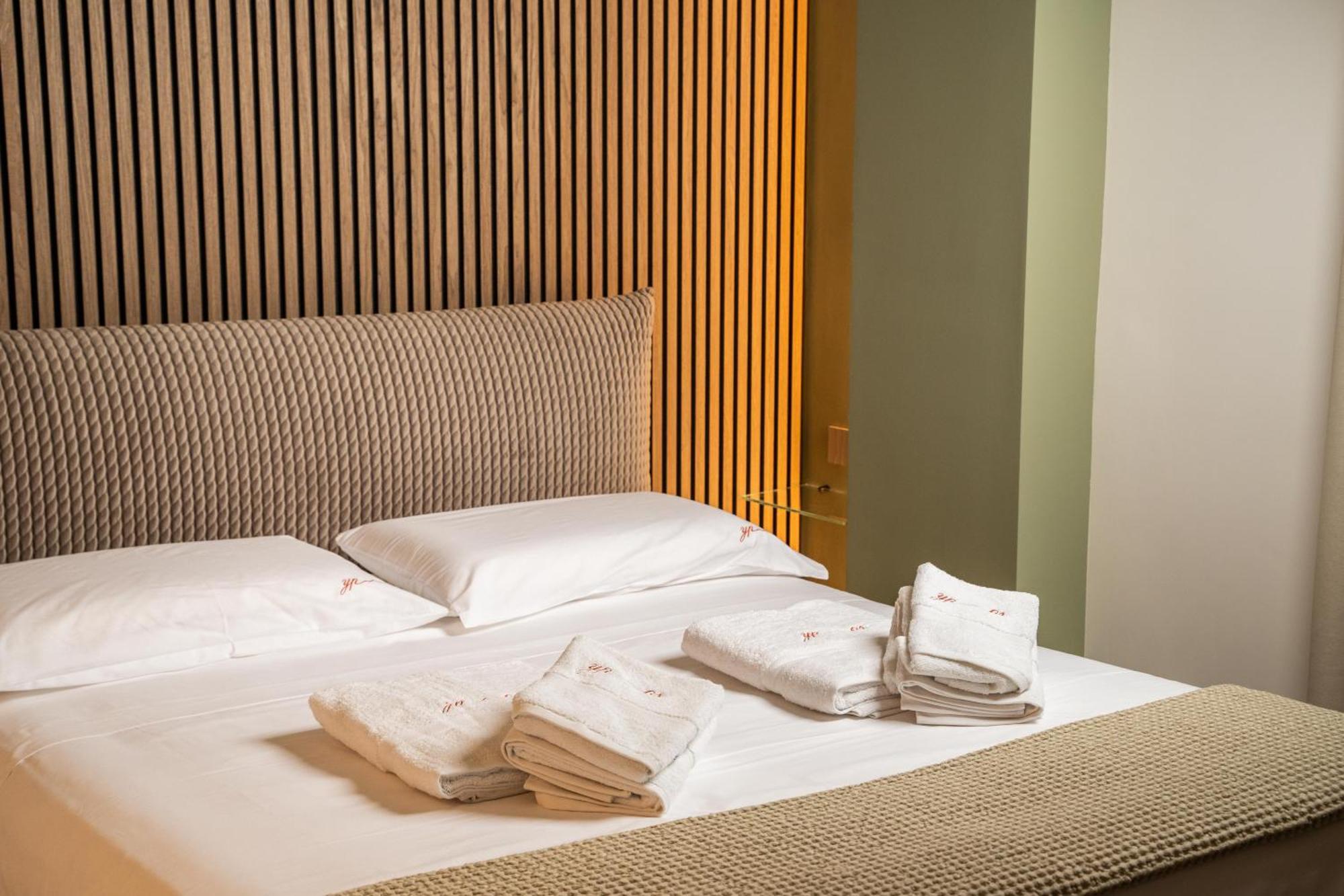 Ypnos Guest house *