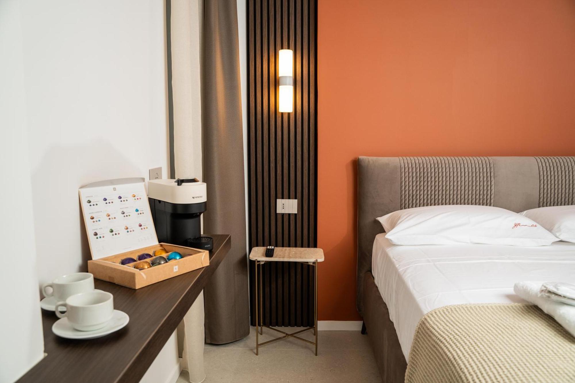 Ypnos Guest house