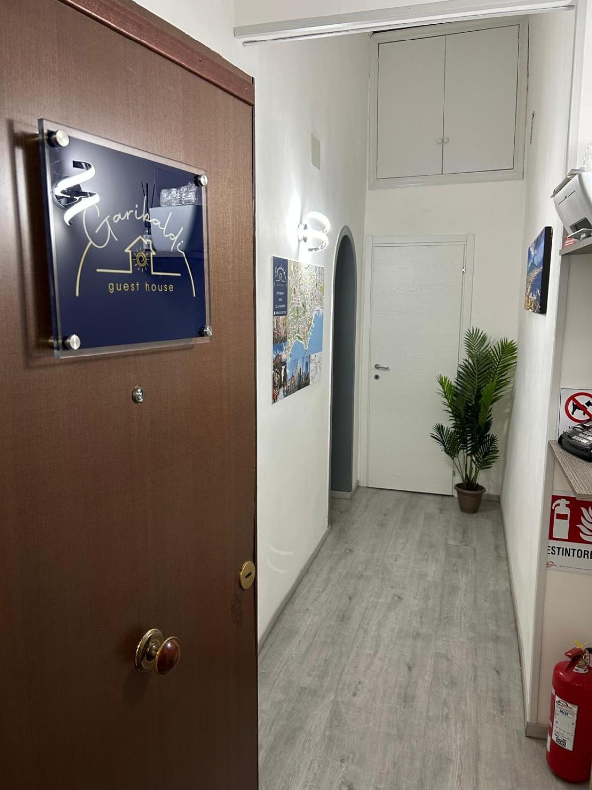 Garibaldi Guest house Naples