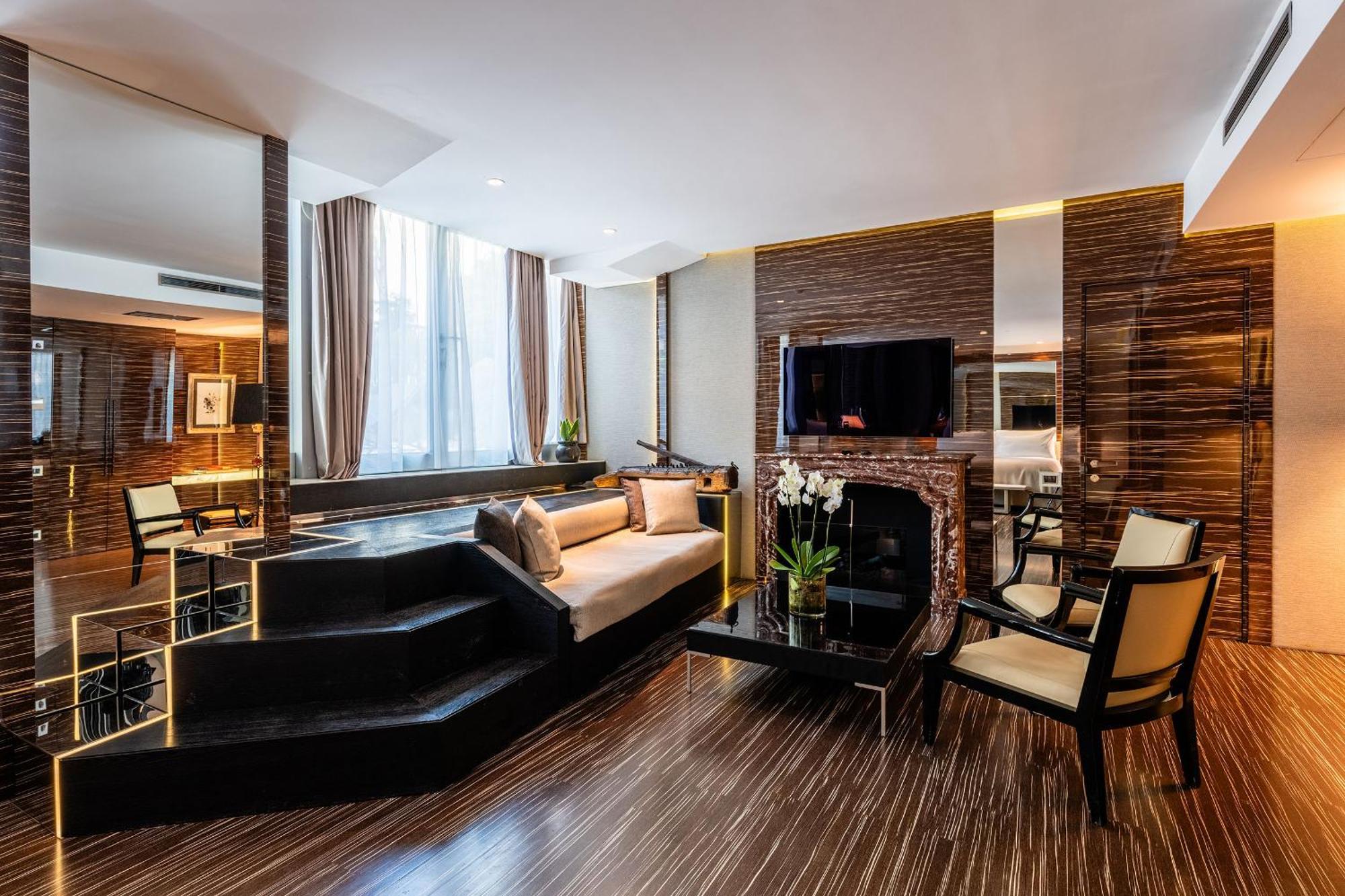 Hotel Romeo