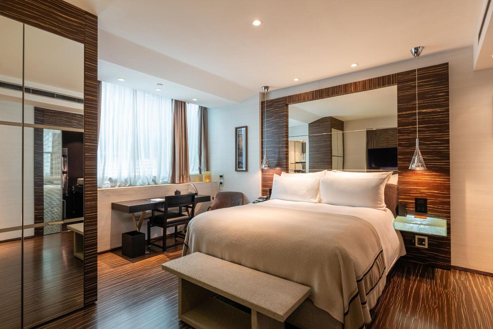 Hotel Romeo Naples