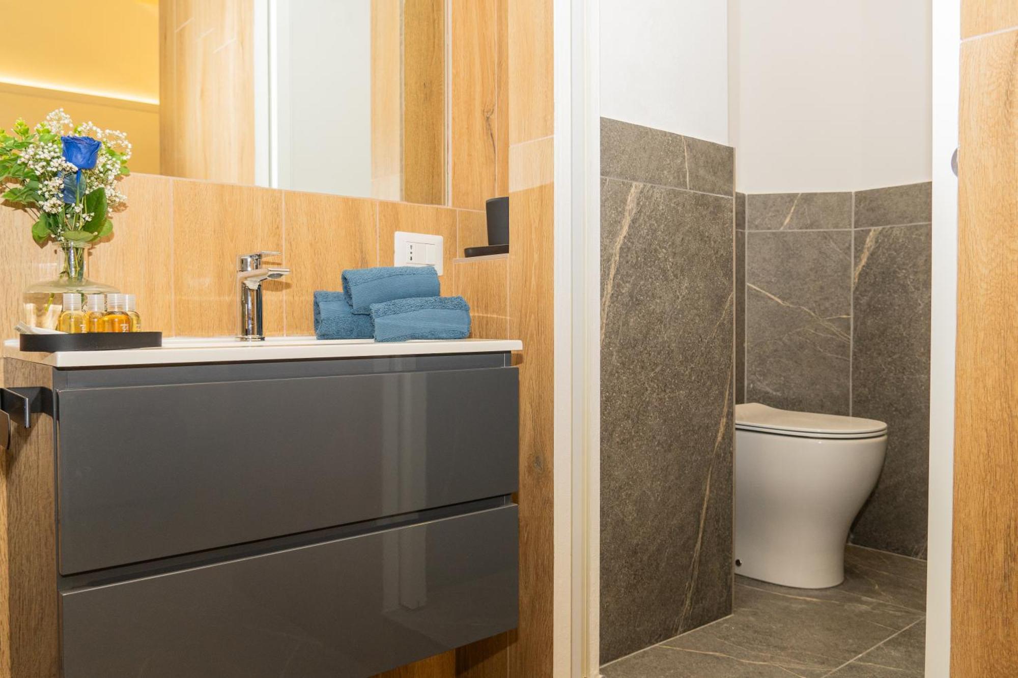 Don Lope Suite-piazza Del Plebiscito Apartment *
