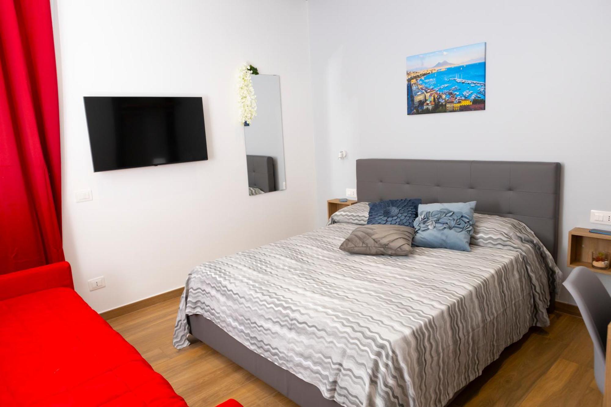 Alleria Naples