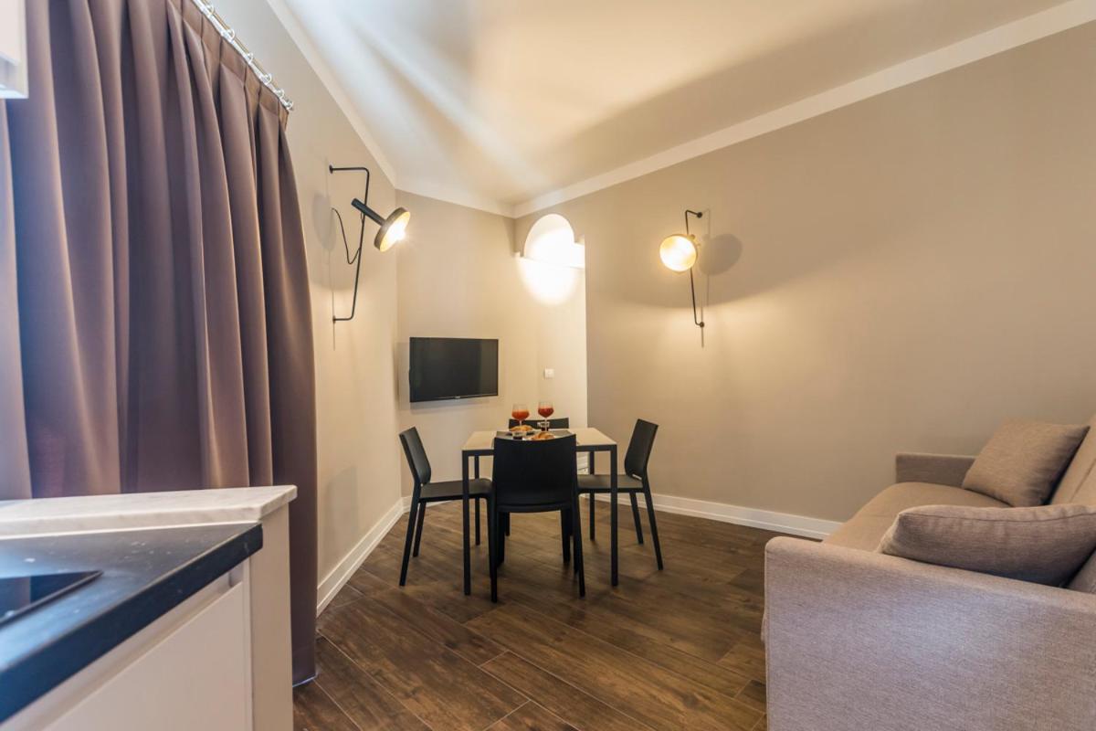 Apartment Residenza Trinita Maggiore *