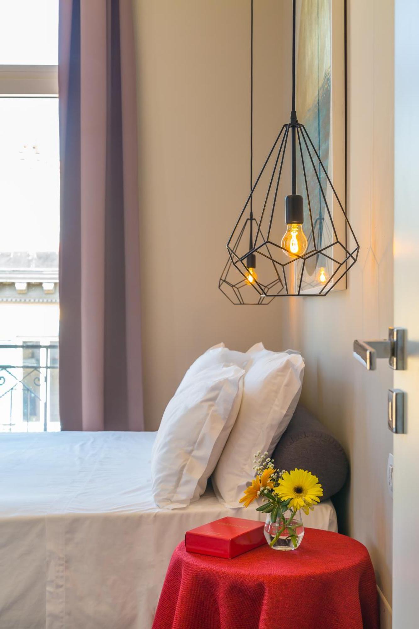 Residenza Trinita Maggiore * Naples