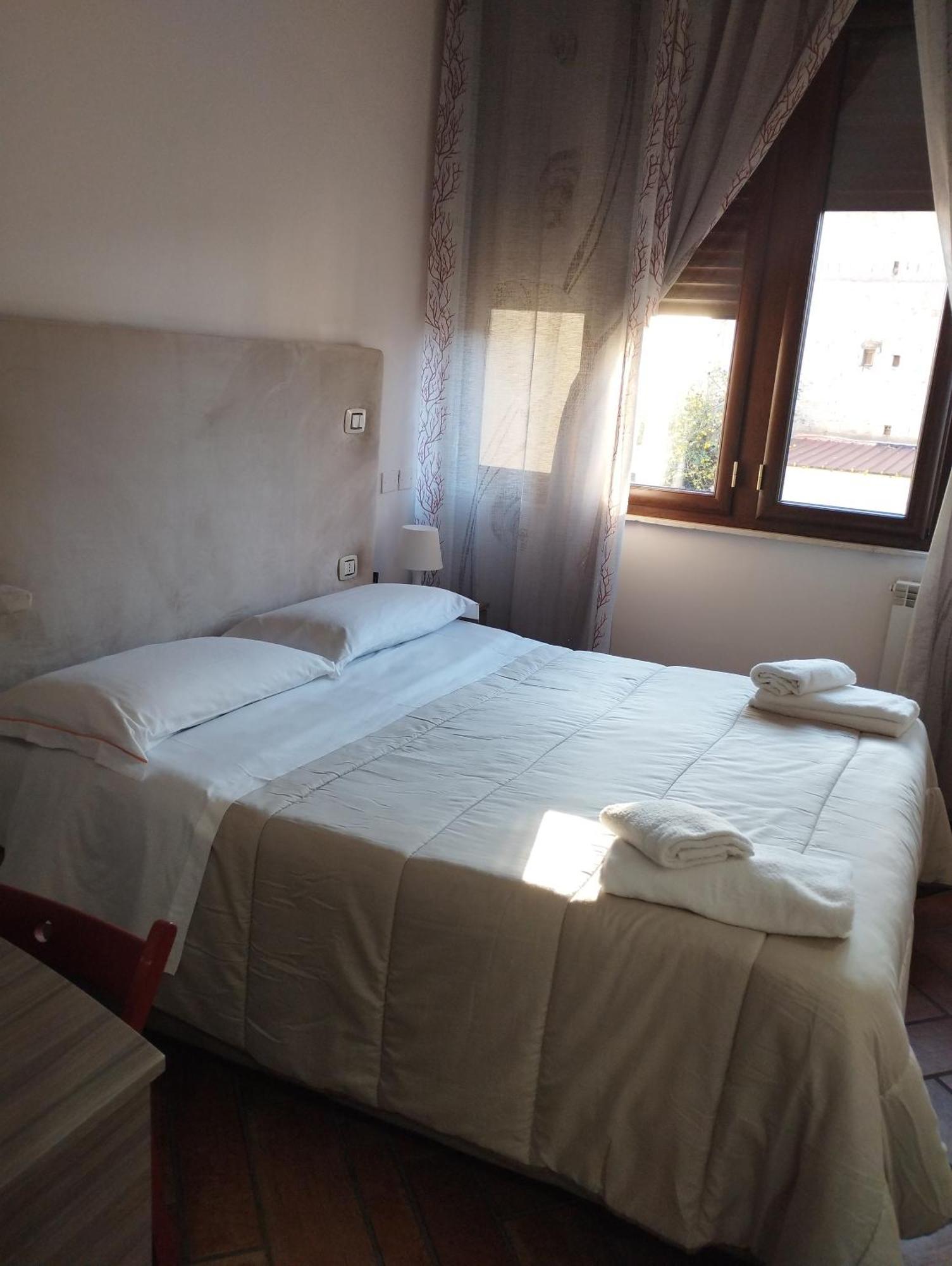 To Fly Guest house 2*