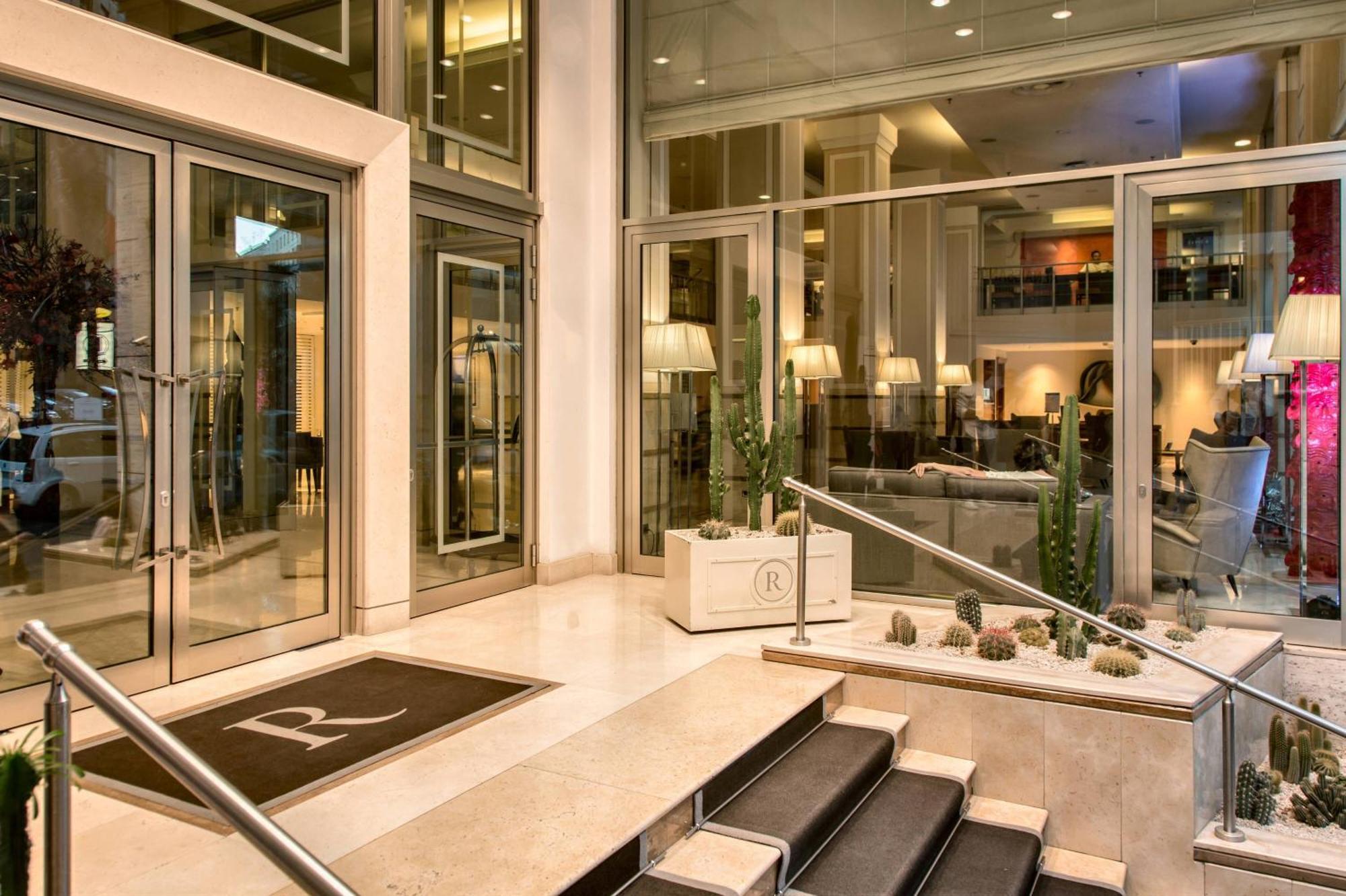 Hotel Renaissance Mediterraneo Naples