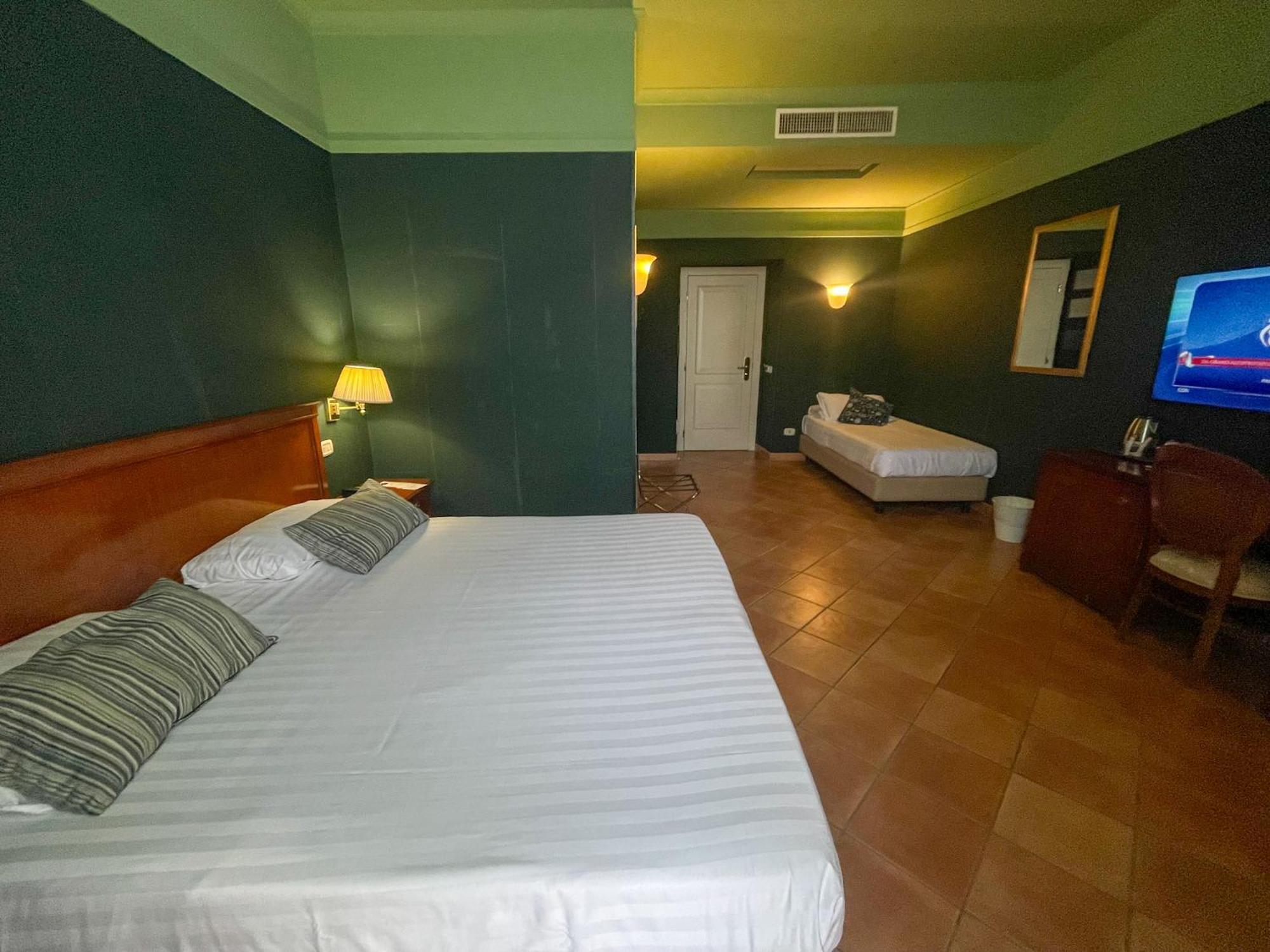 Hotel Nuvo