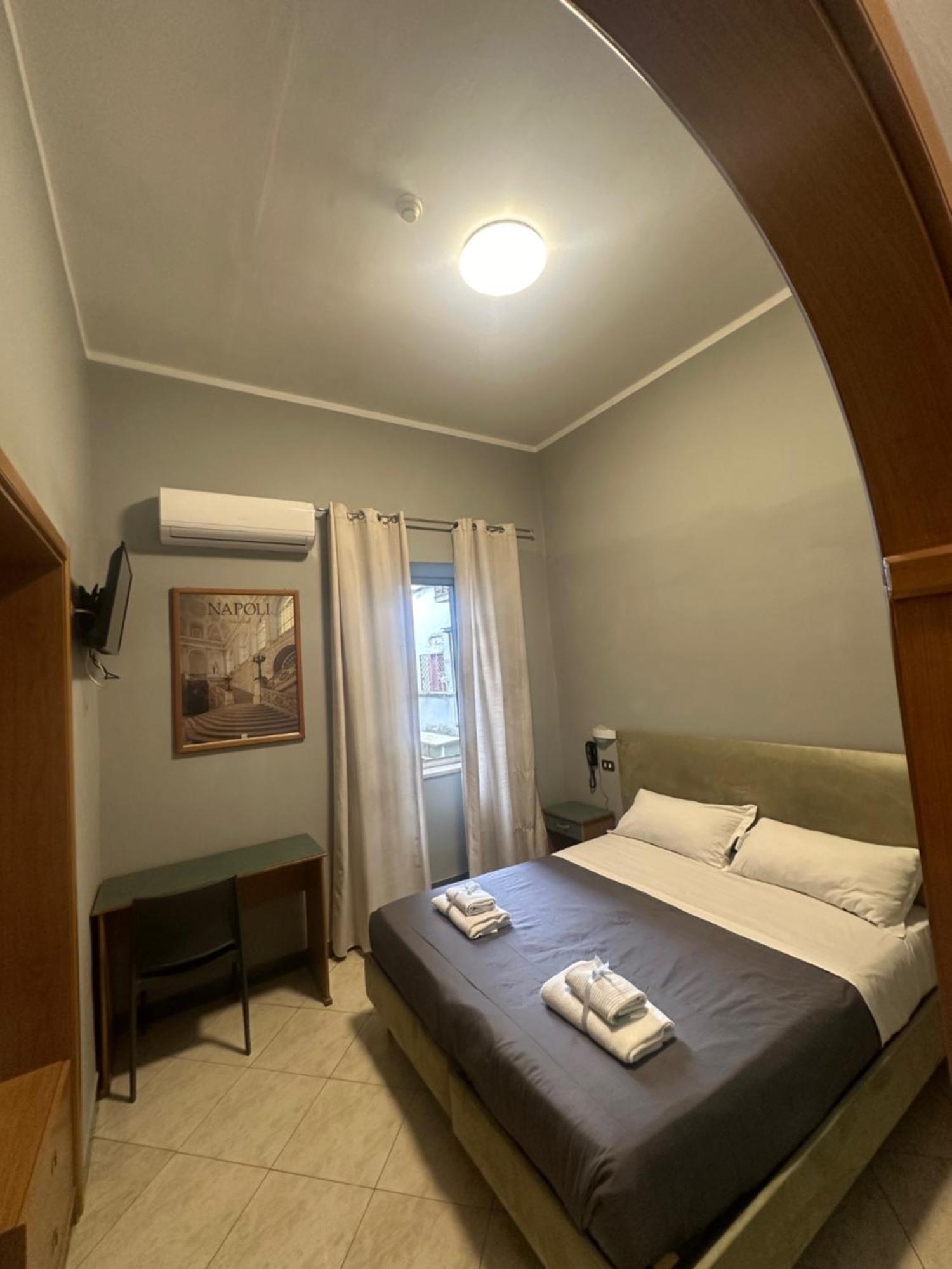 Hotel Smart Station Naples