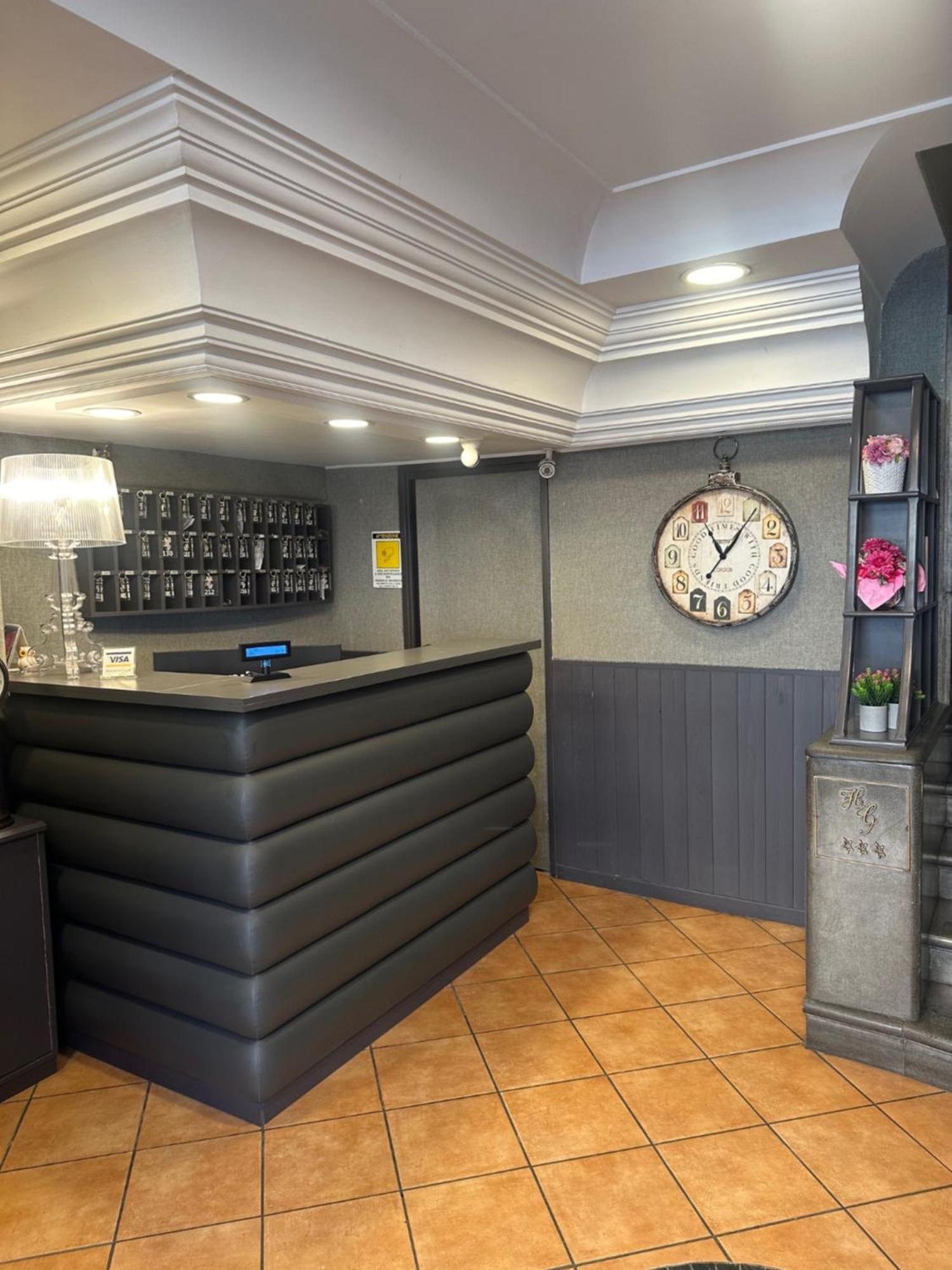 Smart Station 3* Naples