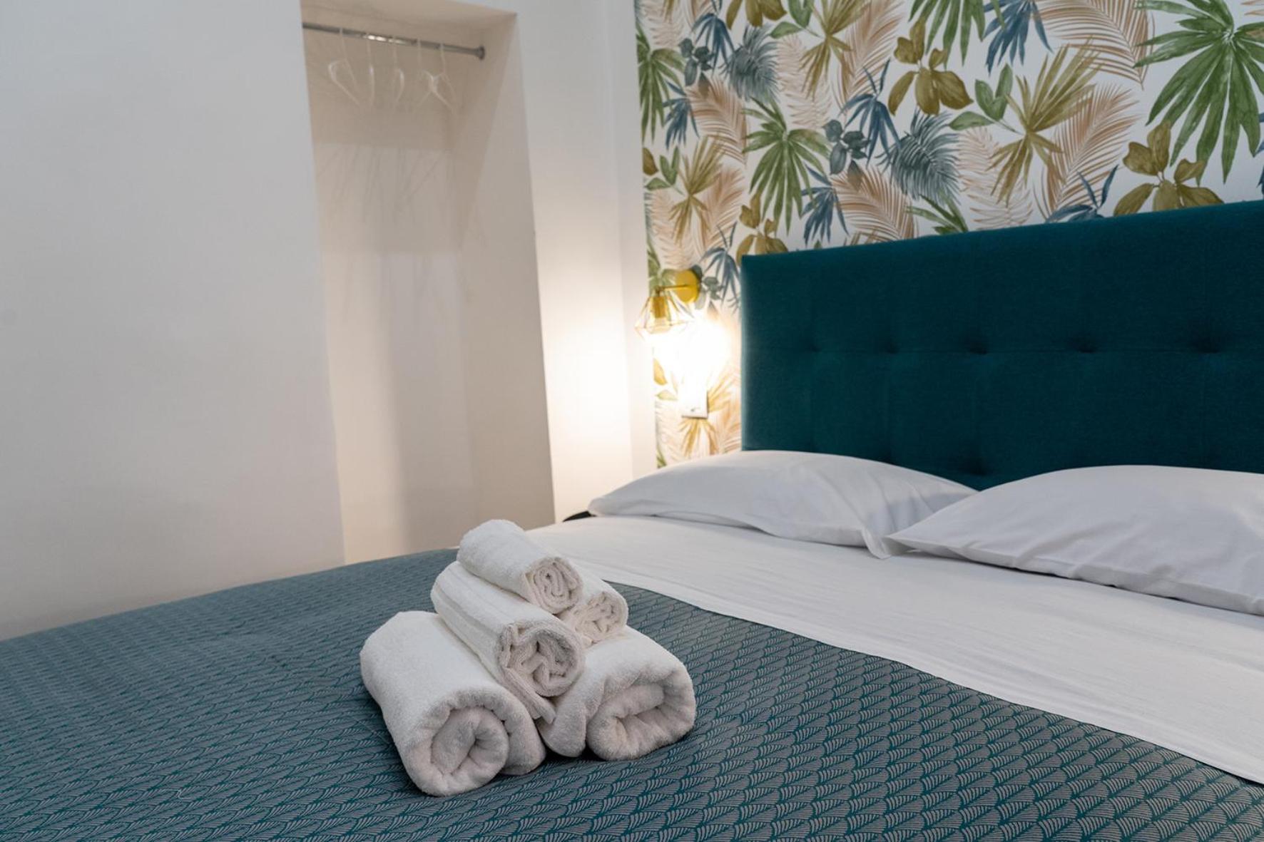A Casa Di Edel Bed & Breakfast Naples