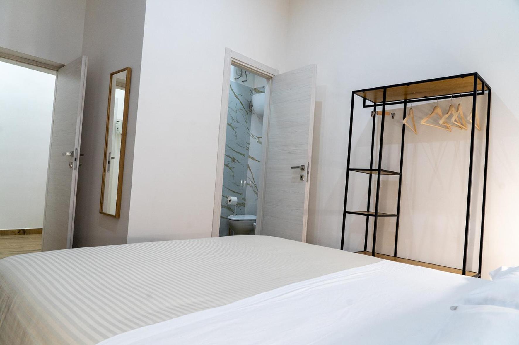 Bed & Breakfast A Casa Di Edel Naples