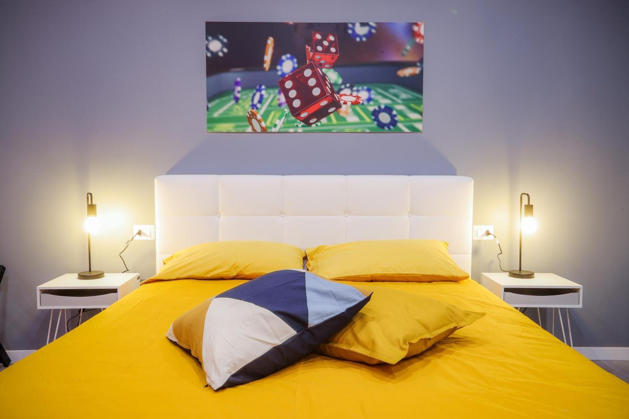 Games By Dimorra Aparthotel Naples