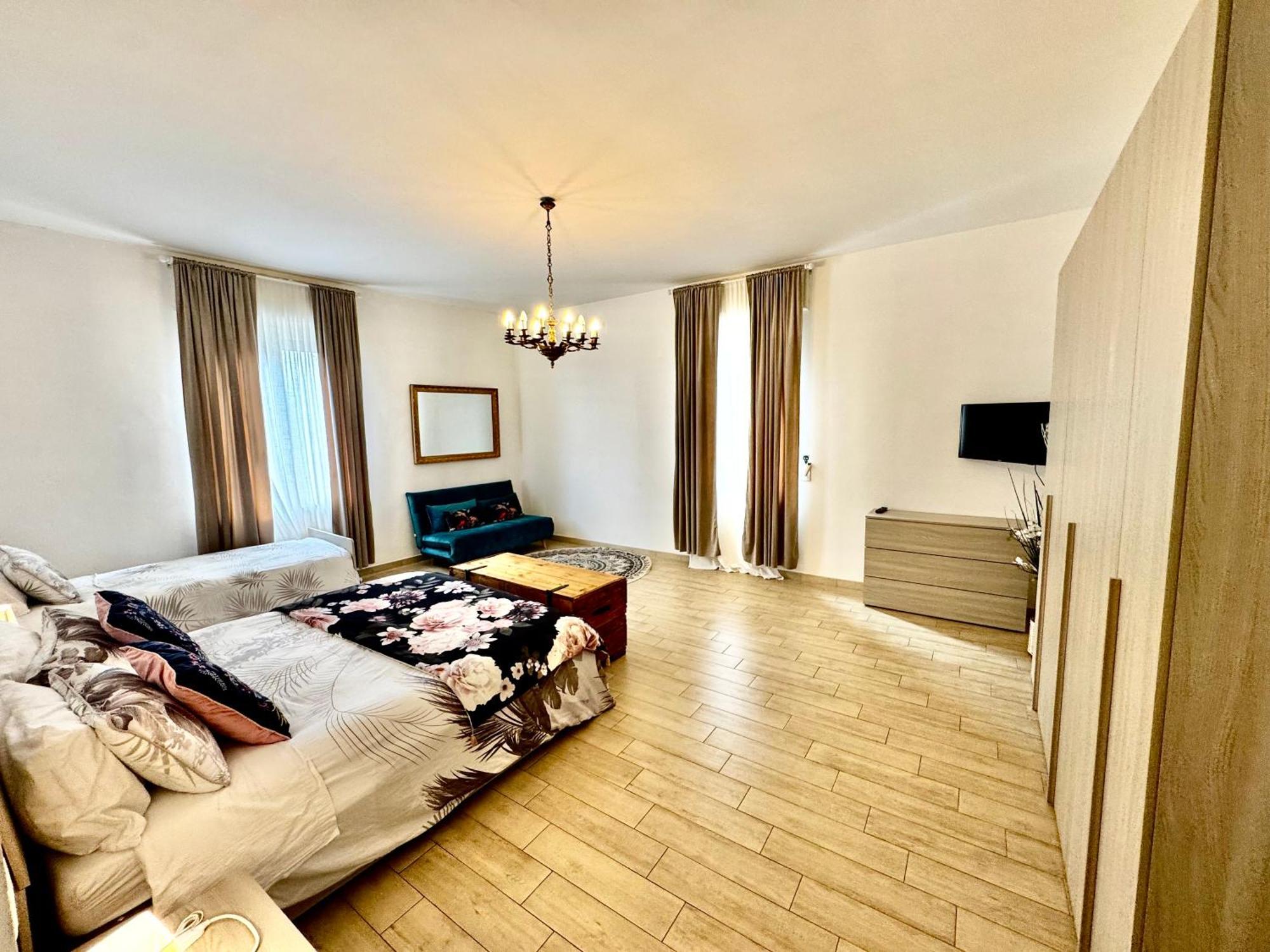 La Casa Di Sarah Aspetta Voi Apartment Naples