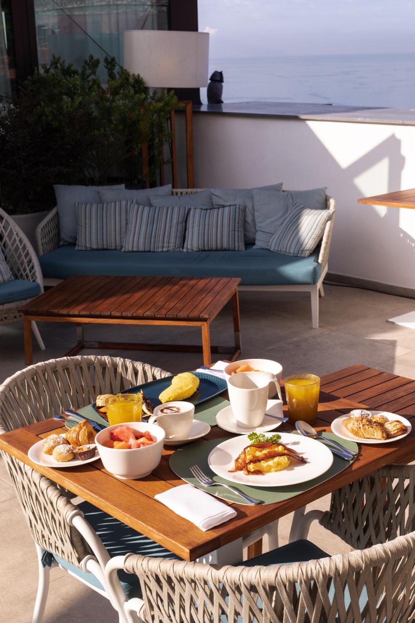 Hotel De Bonart Naples, Curio Collection By Hilton Naples