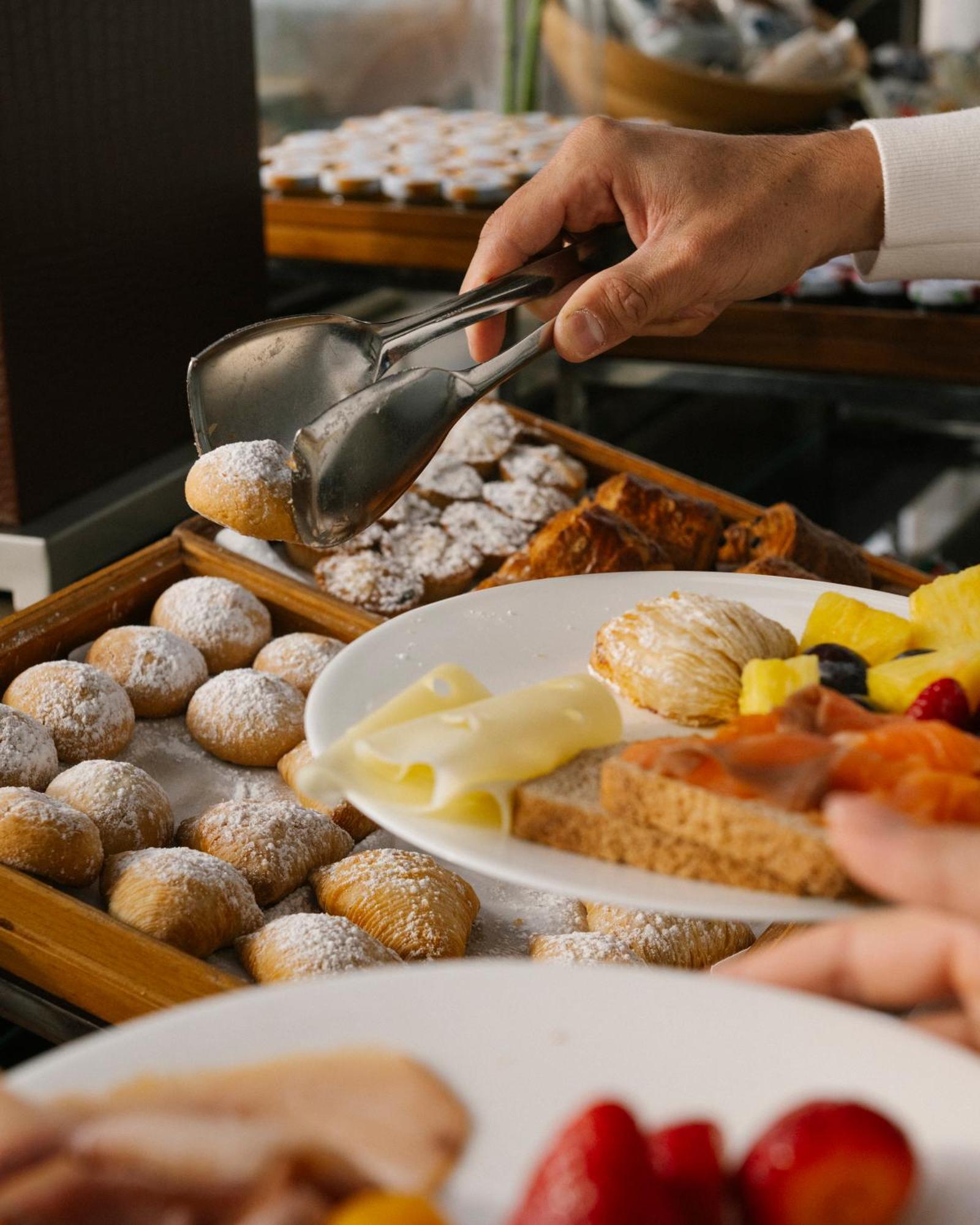 De Bonart Naples, Curio Collection By Hilton 5* Naples