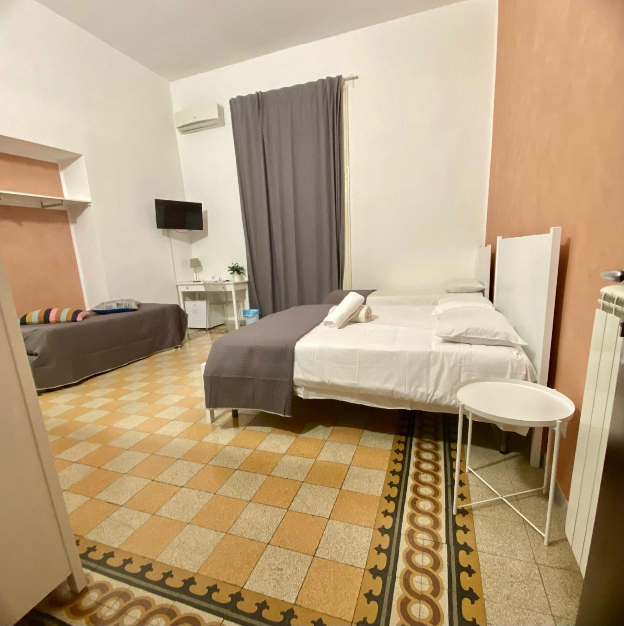 Guest house Casapartenope 339 Naples