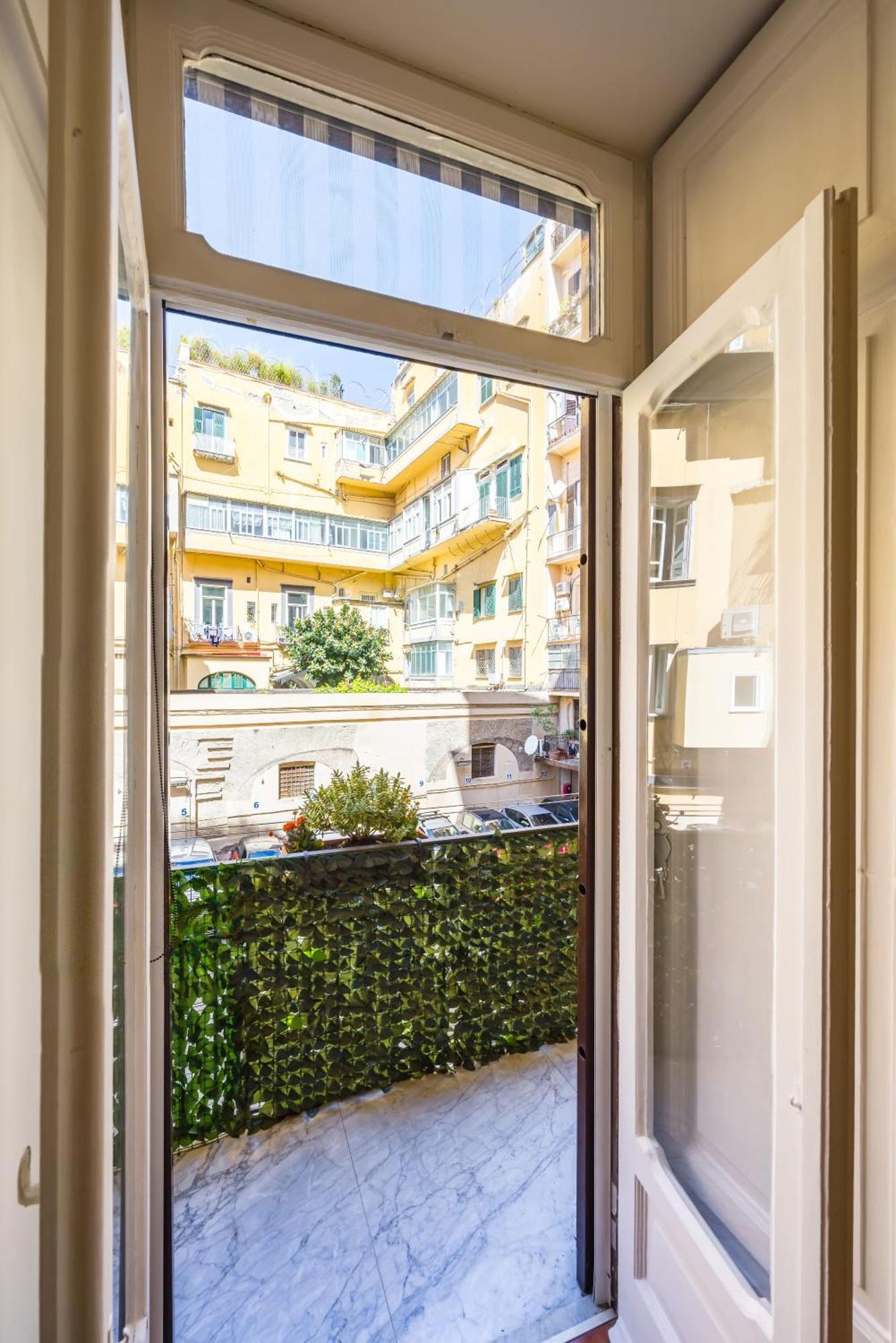 Casa Nostos Alabardieri By Napoliapartments Naples