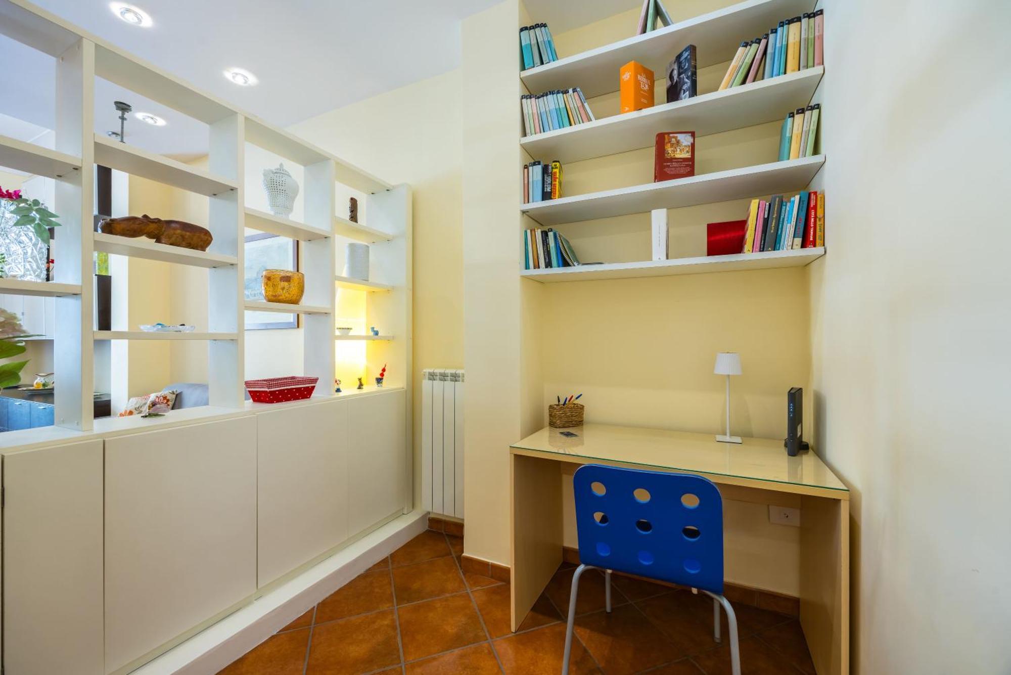 Apartment Casa Nostos Alabardieri By Napoliapartments Naples