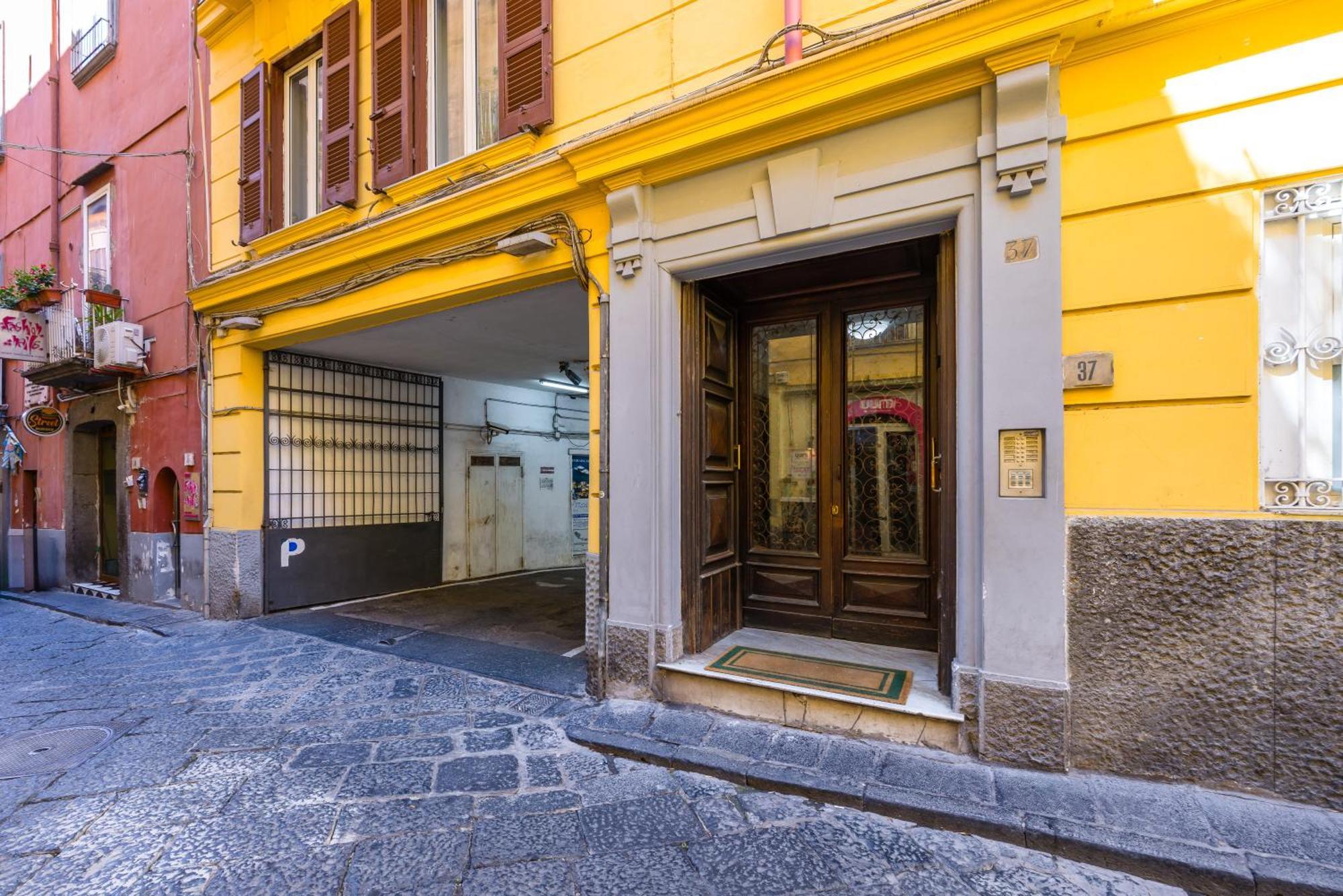 Casa Nostos Alabardieri By Napoliapartments Apartment