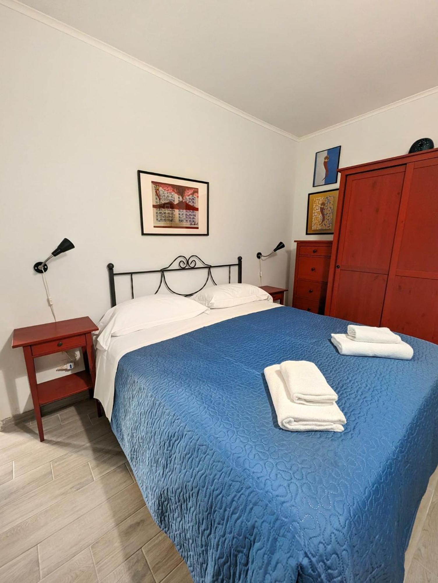 La Sartoria - Casetta Napoletana * Naples