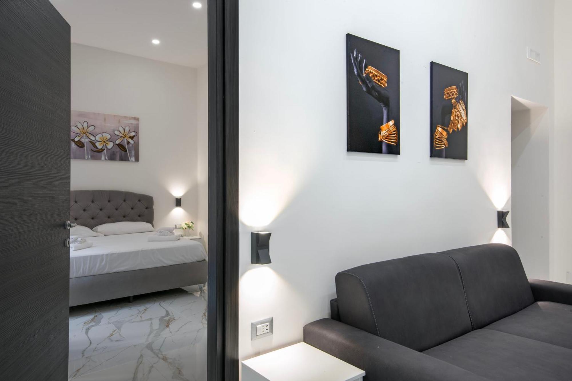 Irooms Foria 215 Guest house