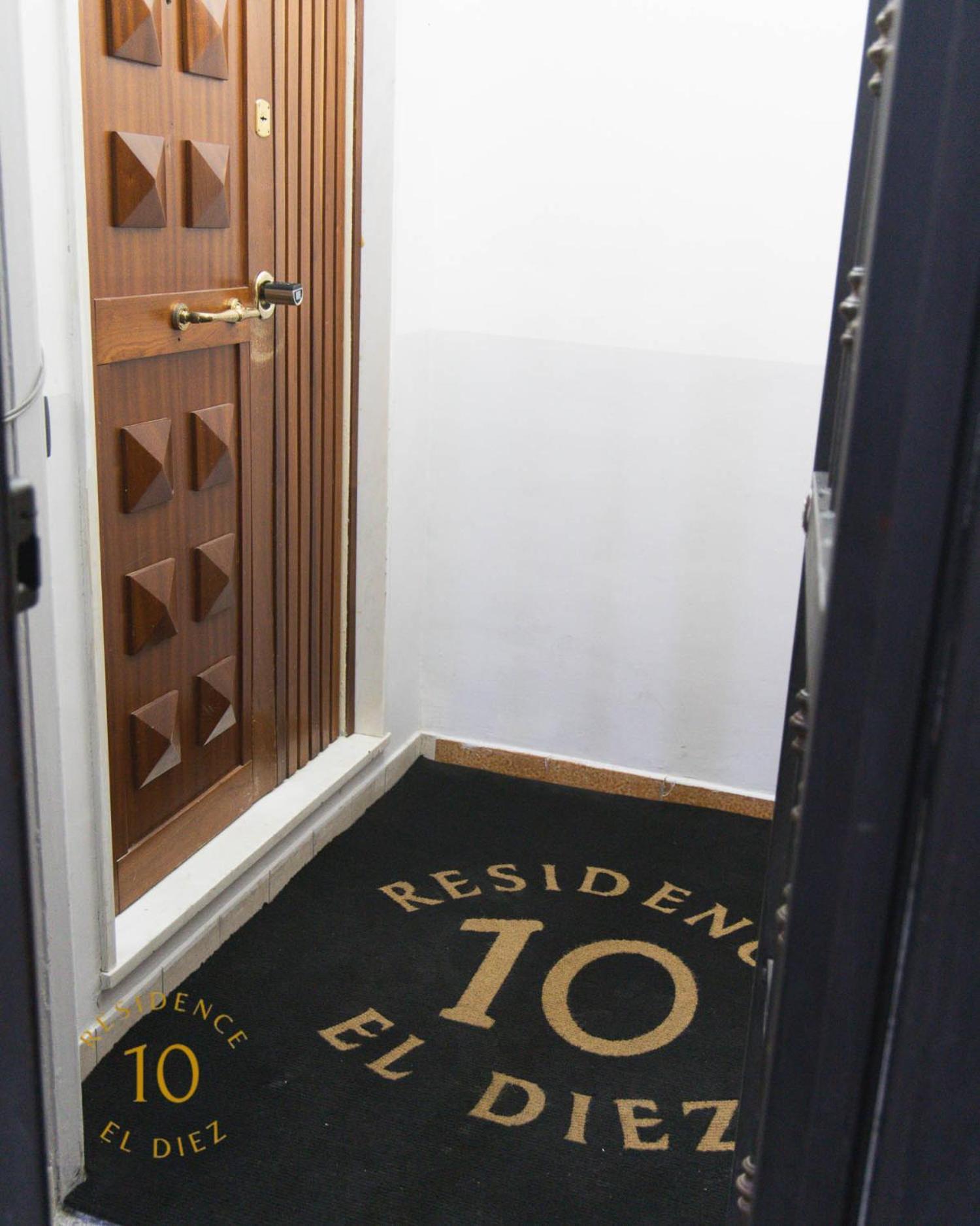 Guest house El Diez *