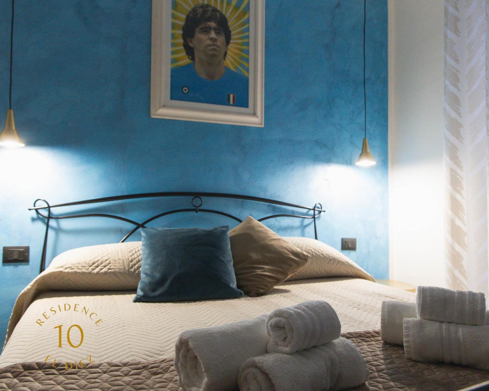 El Diez Guest house Naples
