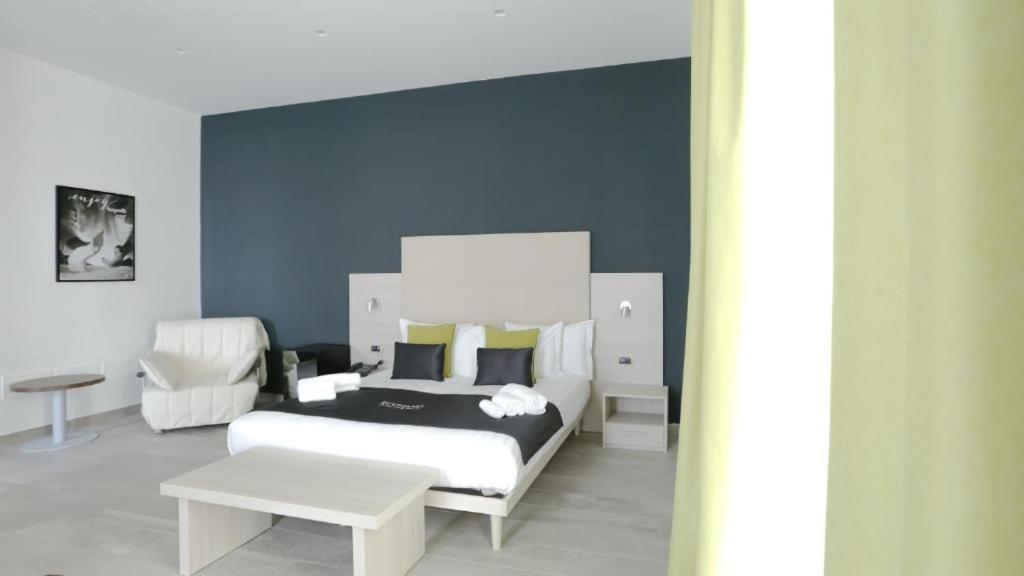 Ecumano Space Naples