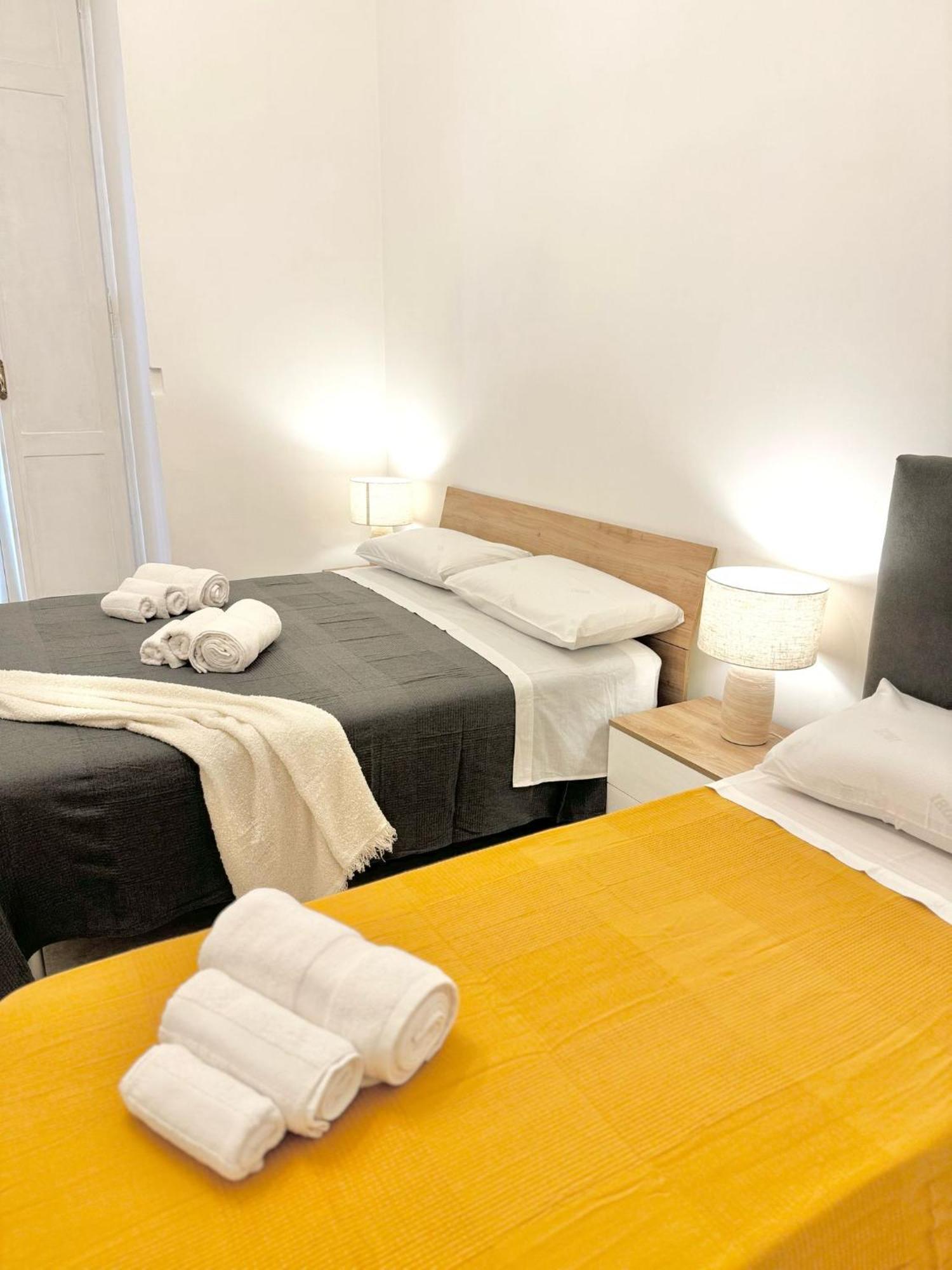 House Station Apartment *