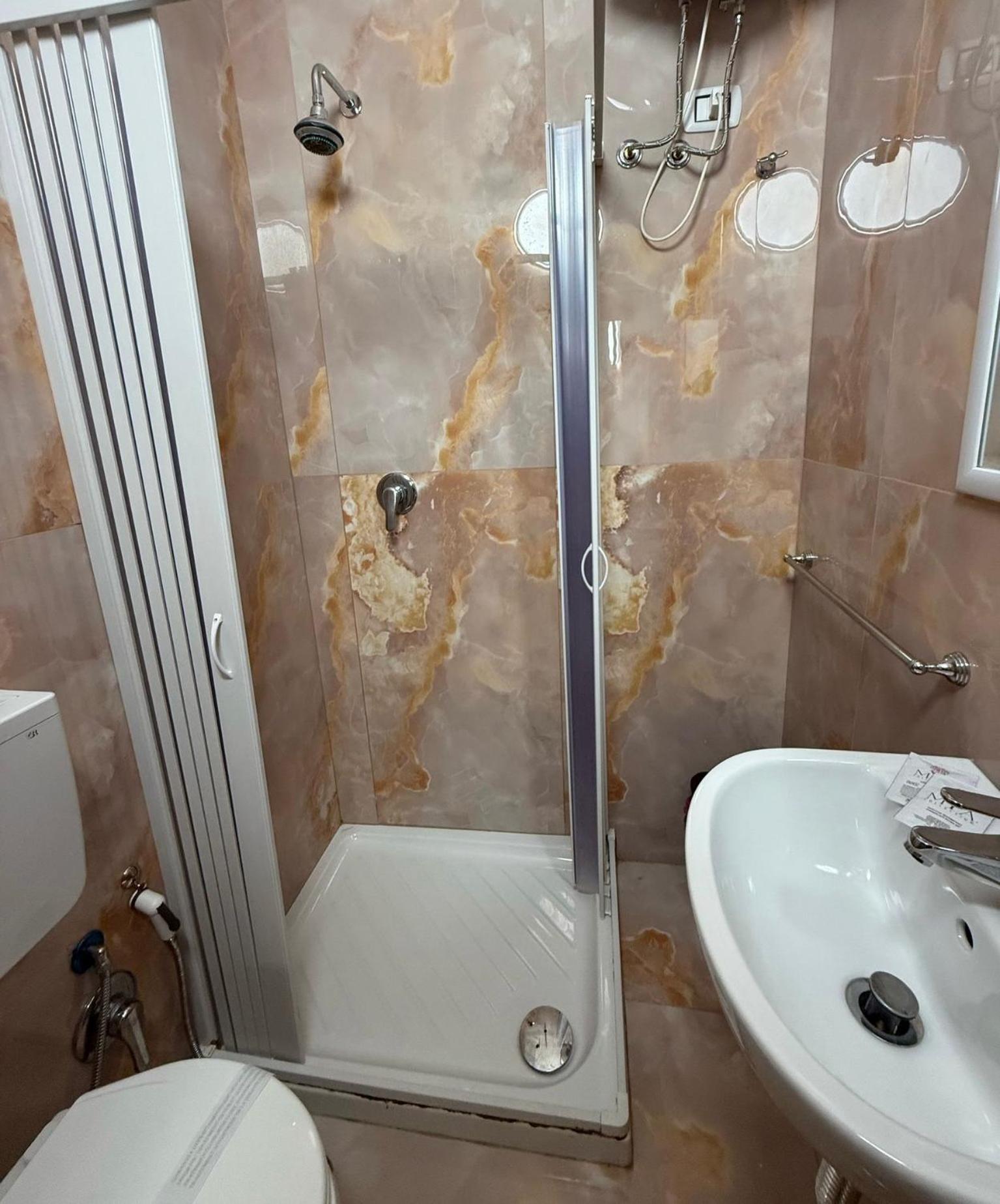 Apartment Valentino House Mattonelle Naples