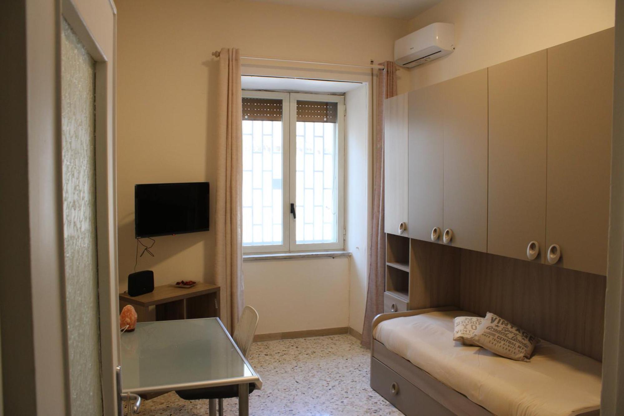 La Casa Di Carlotta * Naples
