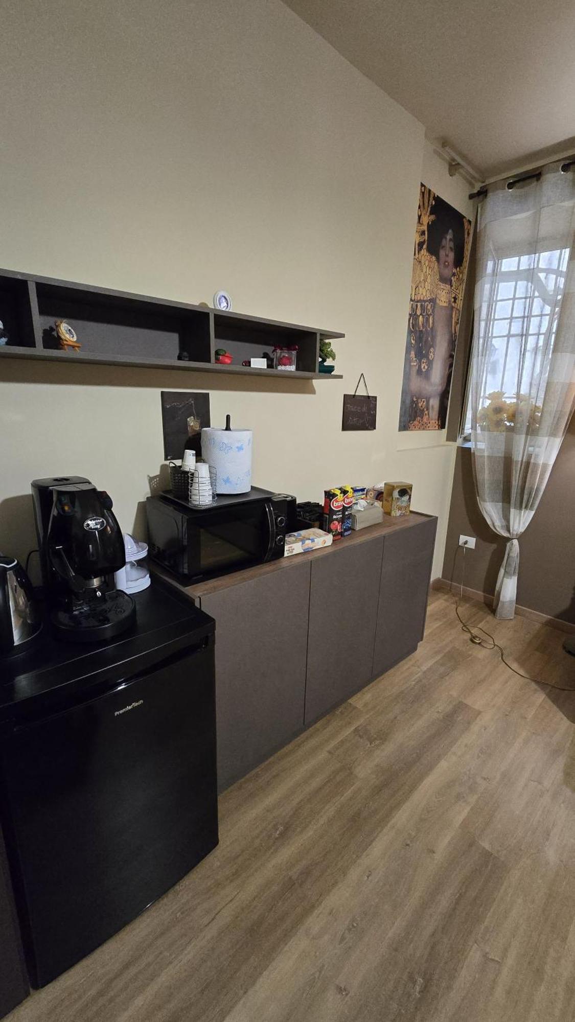 Oikia - Girasole Guest house