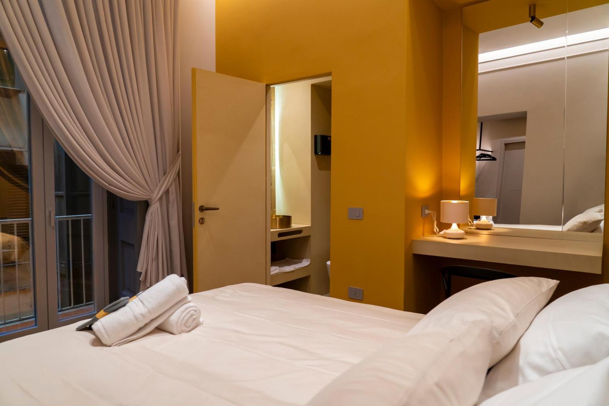 Panorama Host - Fuaje Concept Chiaia Guest house Naples