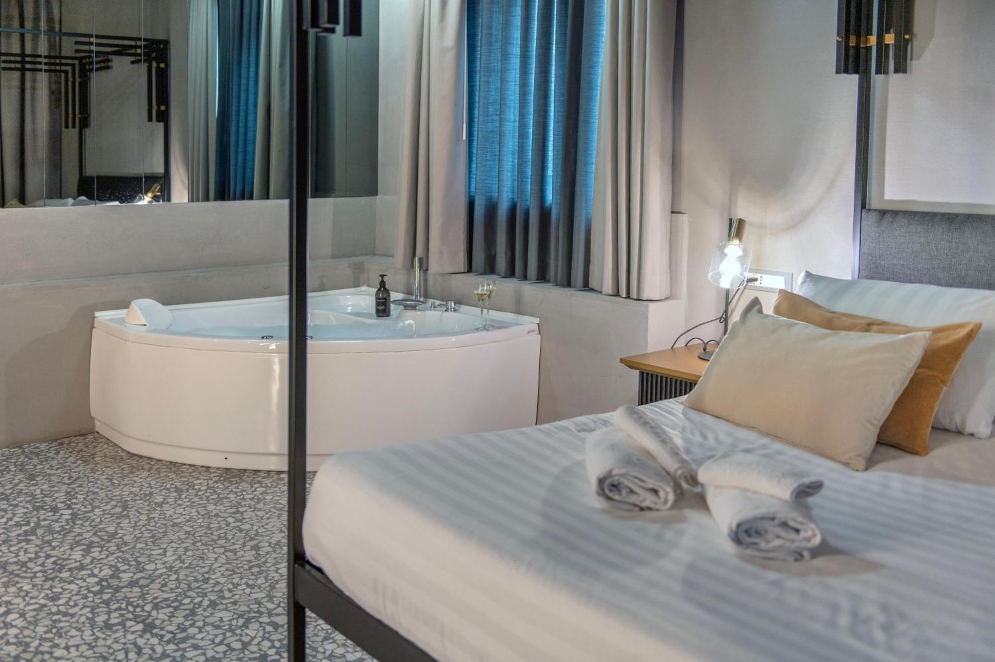 Hotel Nuvo 4*