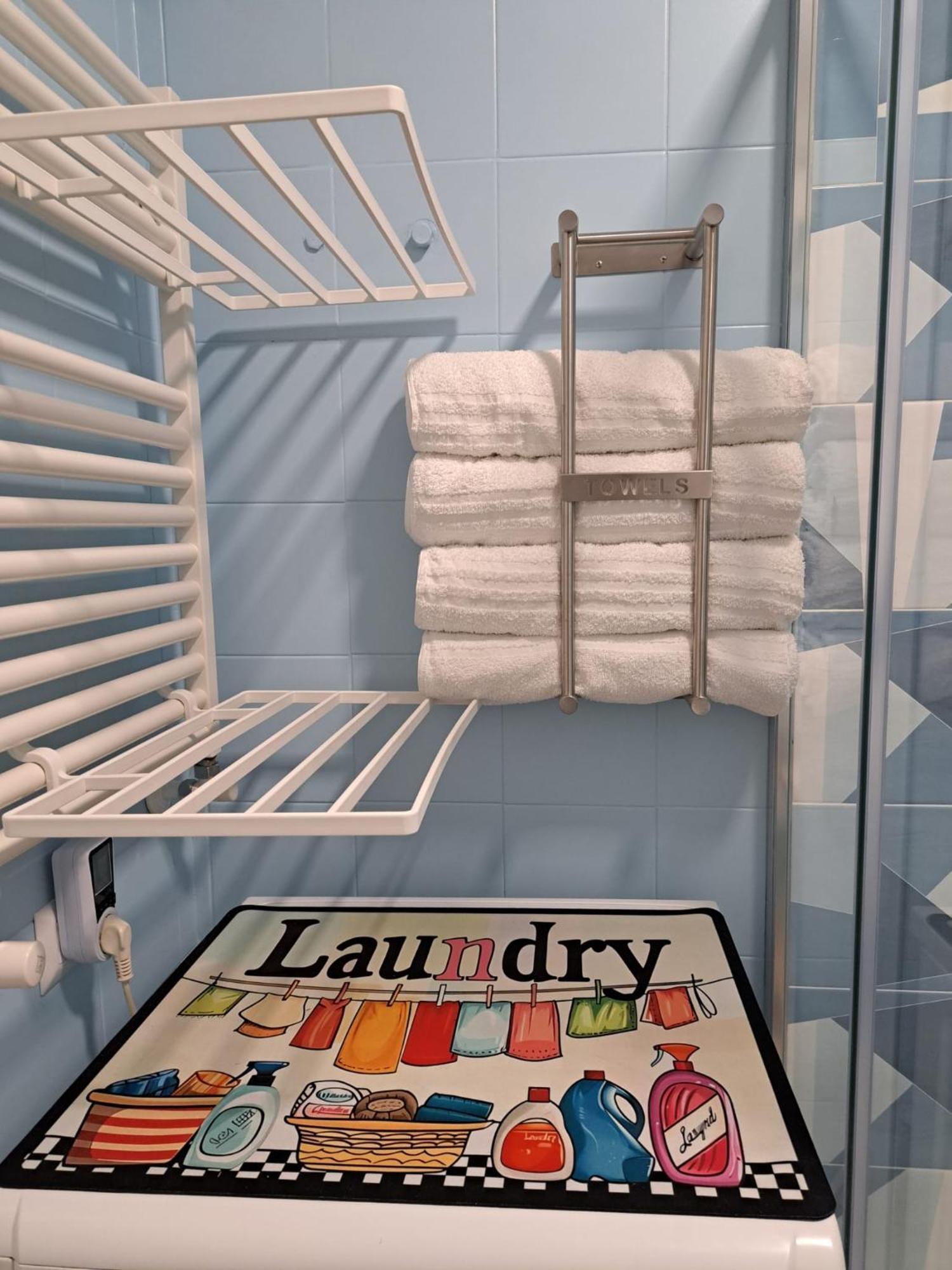 Apartment - Close To Metro & Connections *